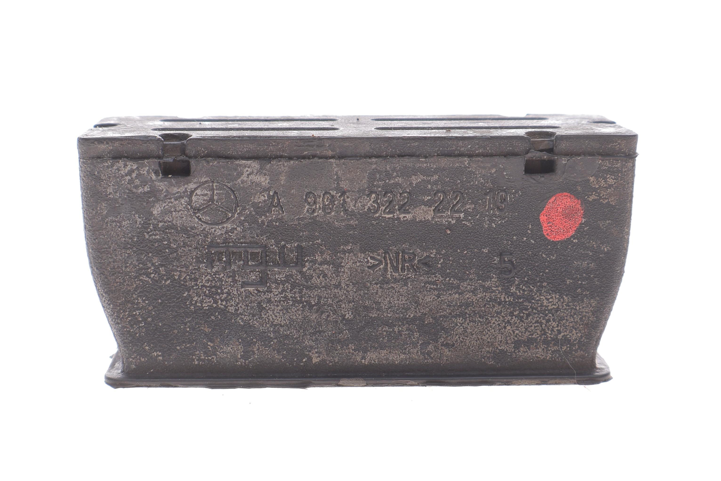 Подушка ресори (передня/нижня) MB Sprinter 96- (пластик) (R)