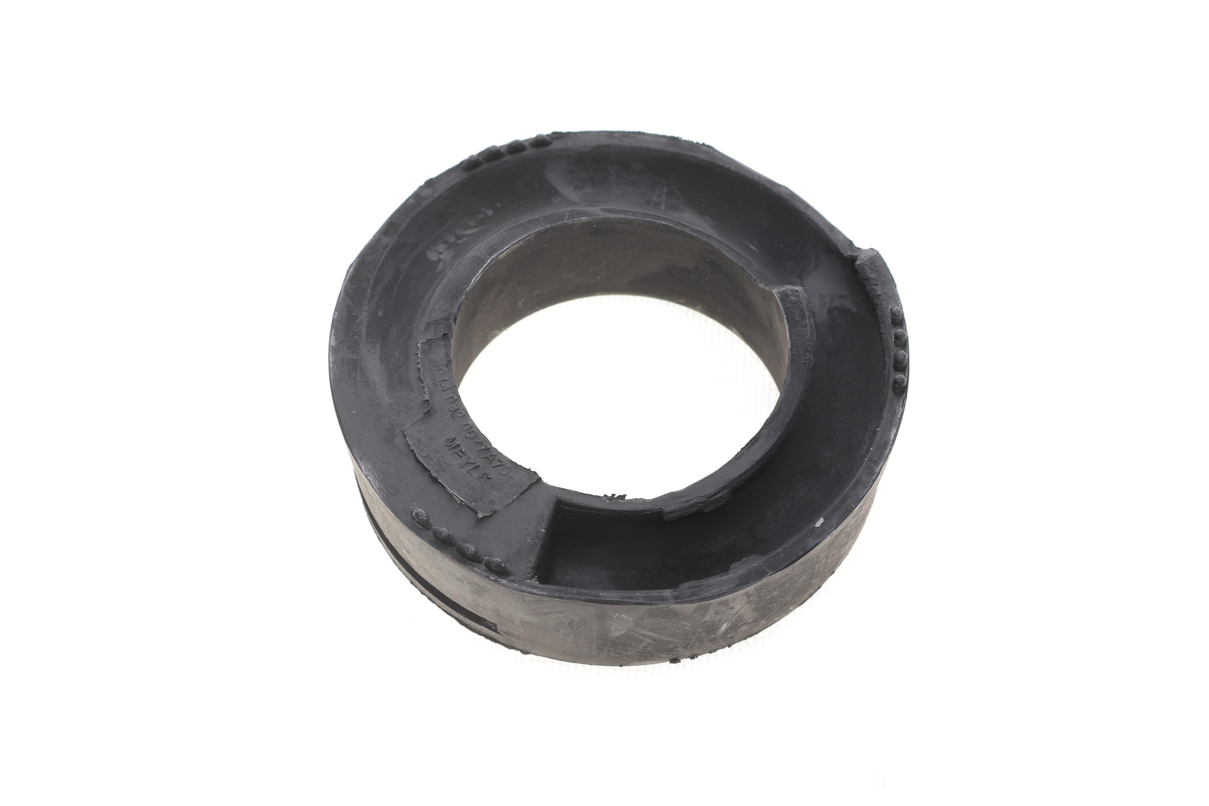 Більше не постачається Проставка пружини (задній/верхня) MB E-class (W210) 95-02