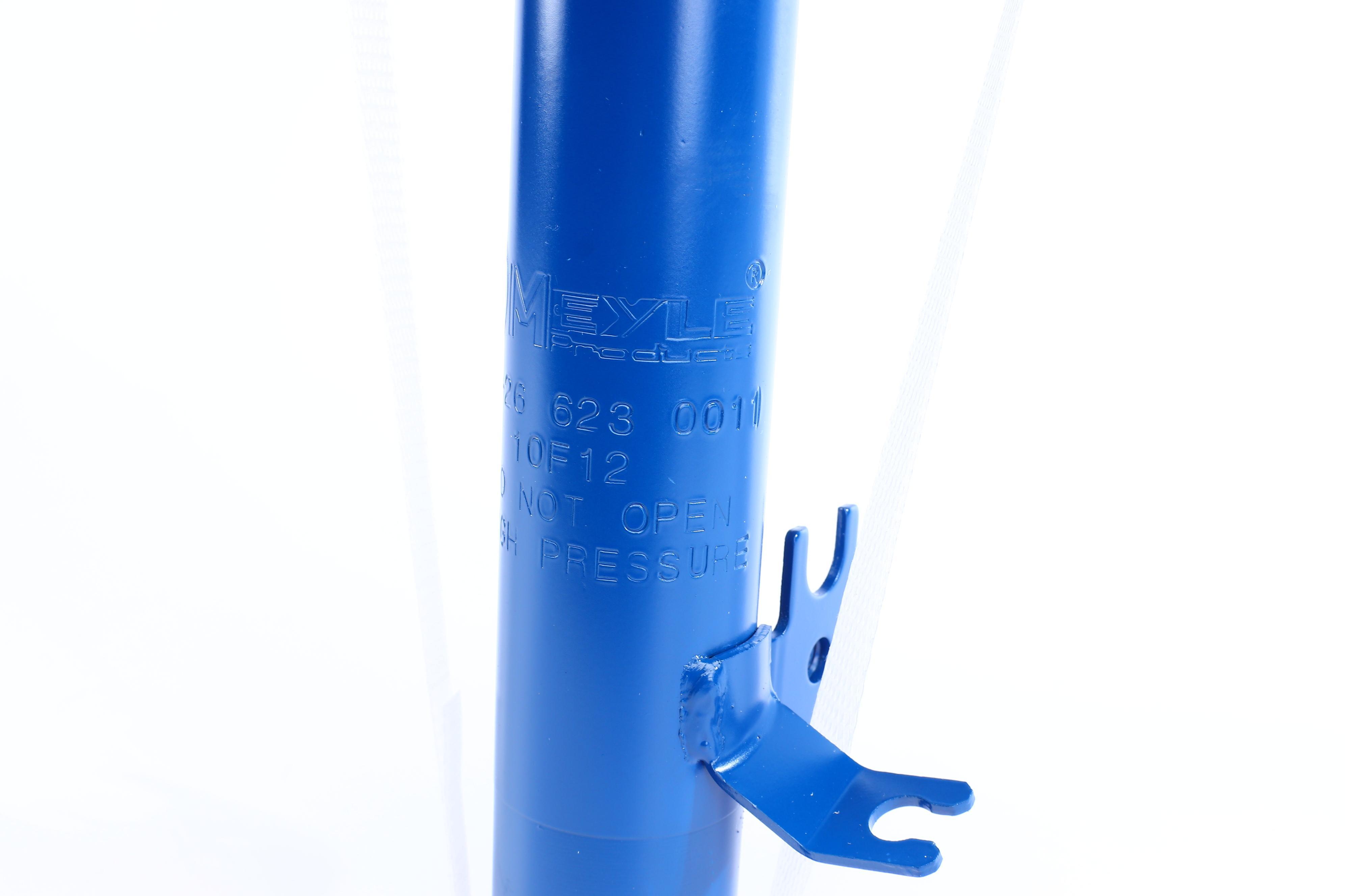 Амортизатор (передній) Citroen C1/Peugeot 107/Toyota Aygo 1.0/1.4D 05- (R)