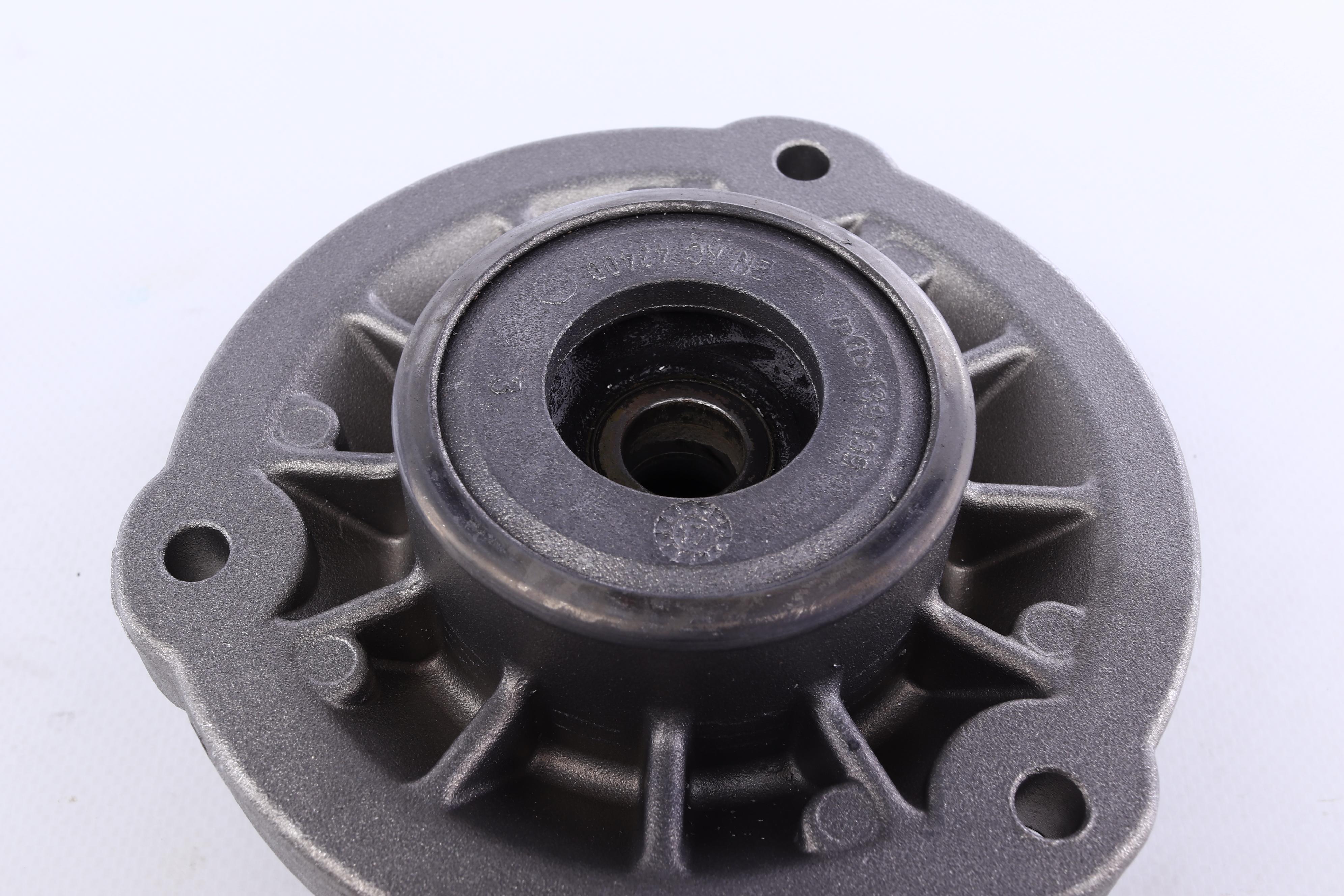 Подушка амортизатора (переднього) BMW 5 (F10)/6 (F12/F13/F06) 10-