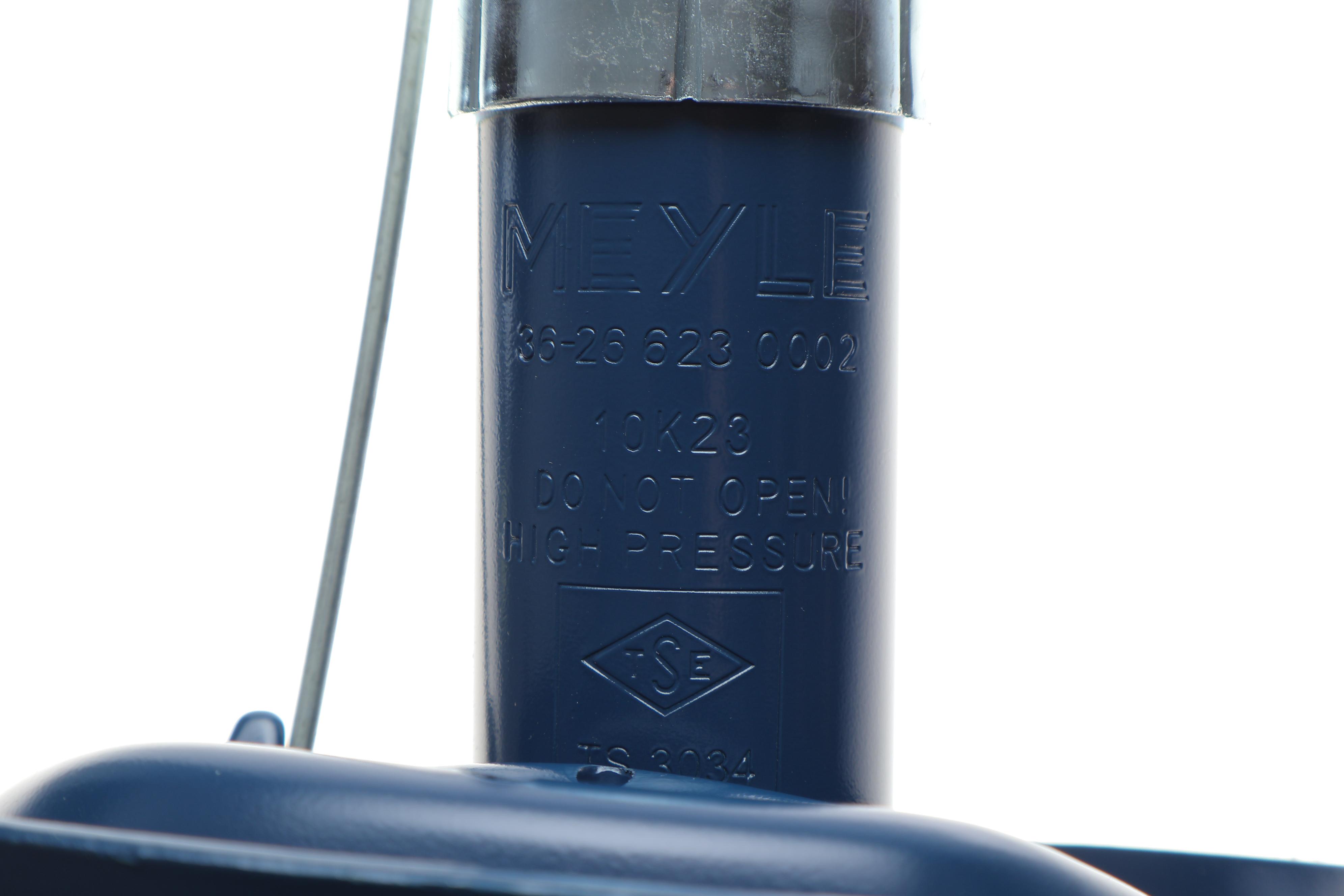 Амортизатор (передній) Nissan Micra III 03-10 (R)