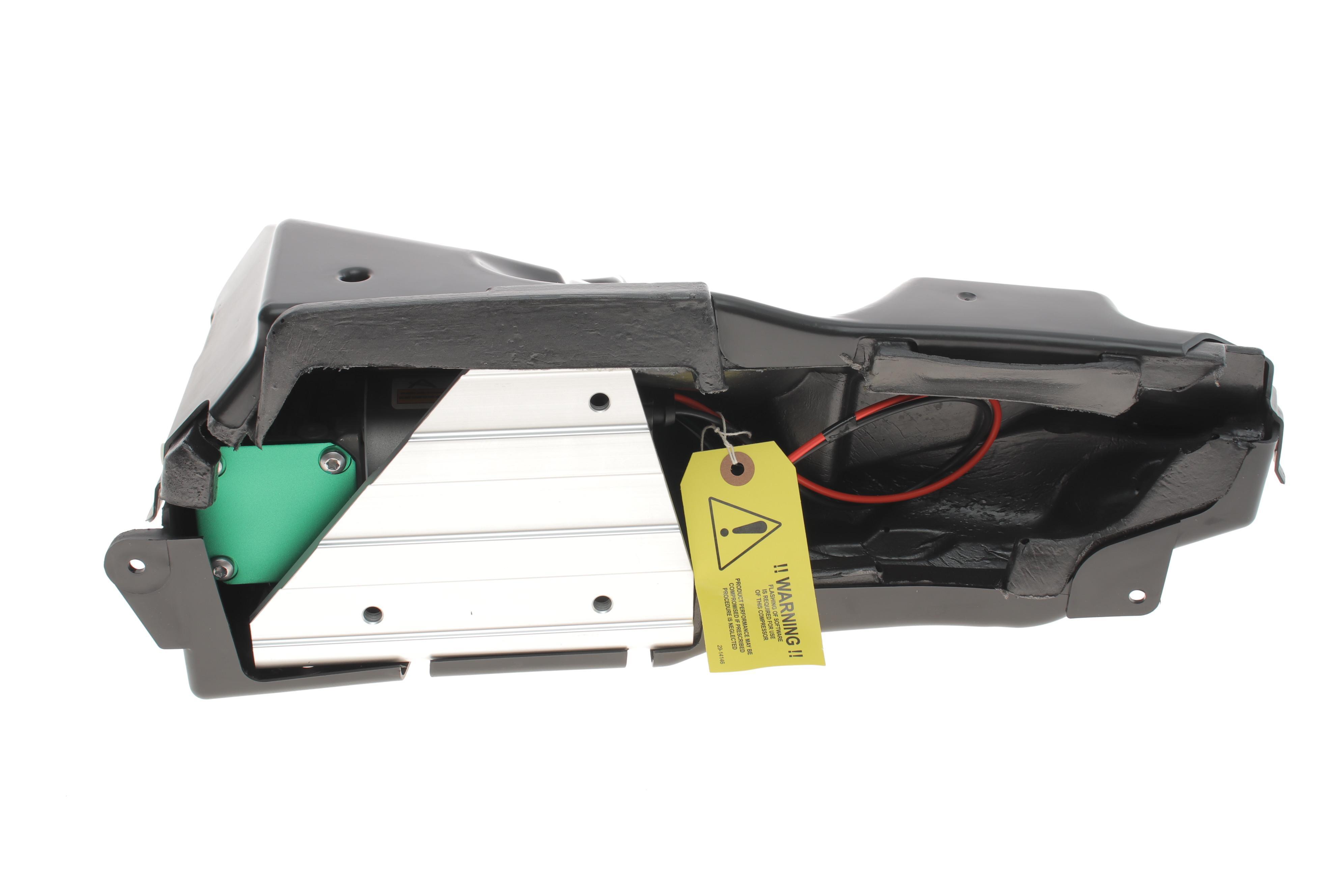 Компресор пневмосистеми Land Rover Discovery III/IV 2.7-3.0TD/3.0-5.0 i 04-