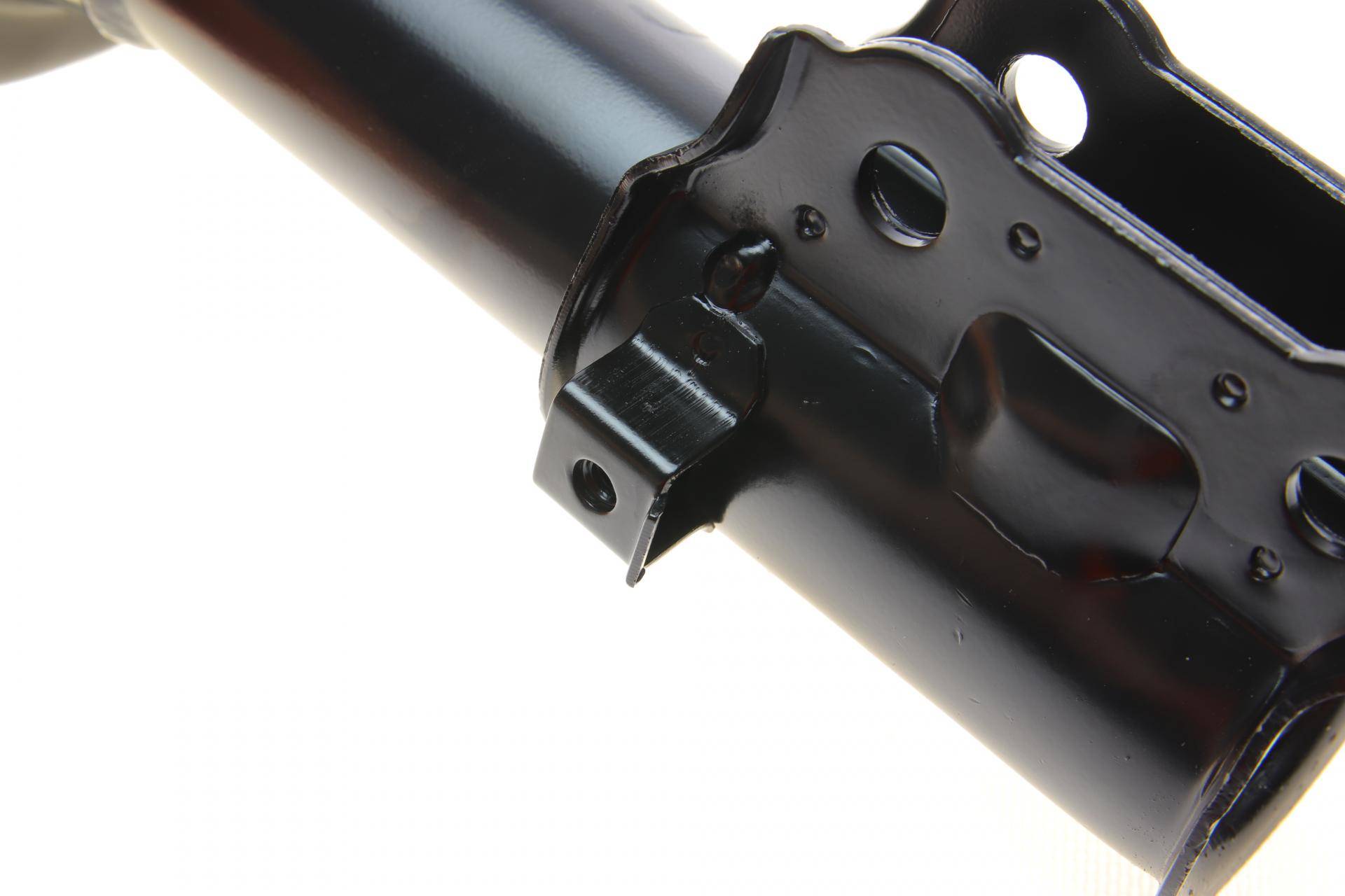 Амортизатор (передній) Hyundai Coupe/Lantra/Elantra 1.5-2.0D 95-06 (R)