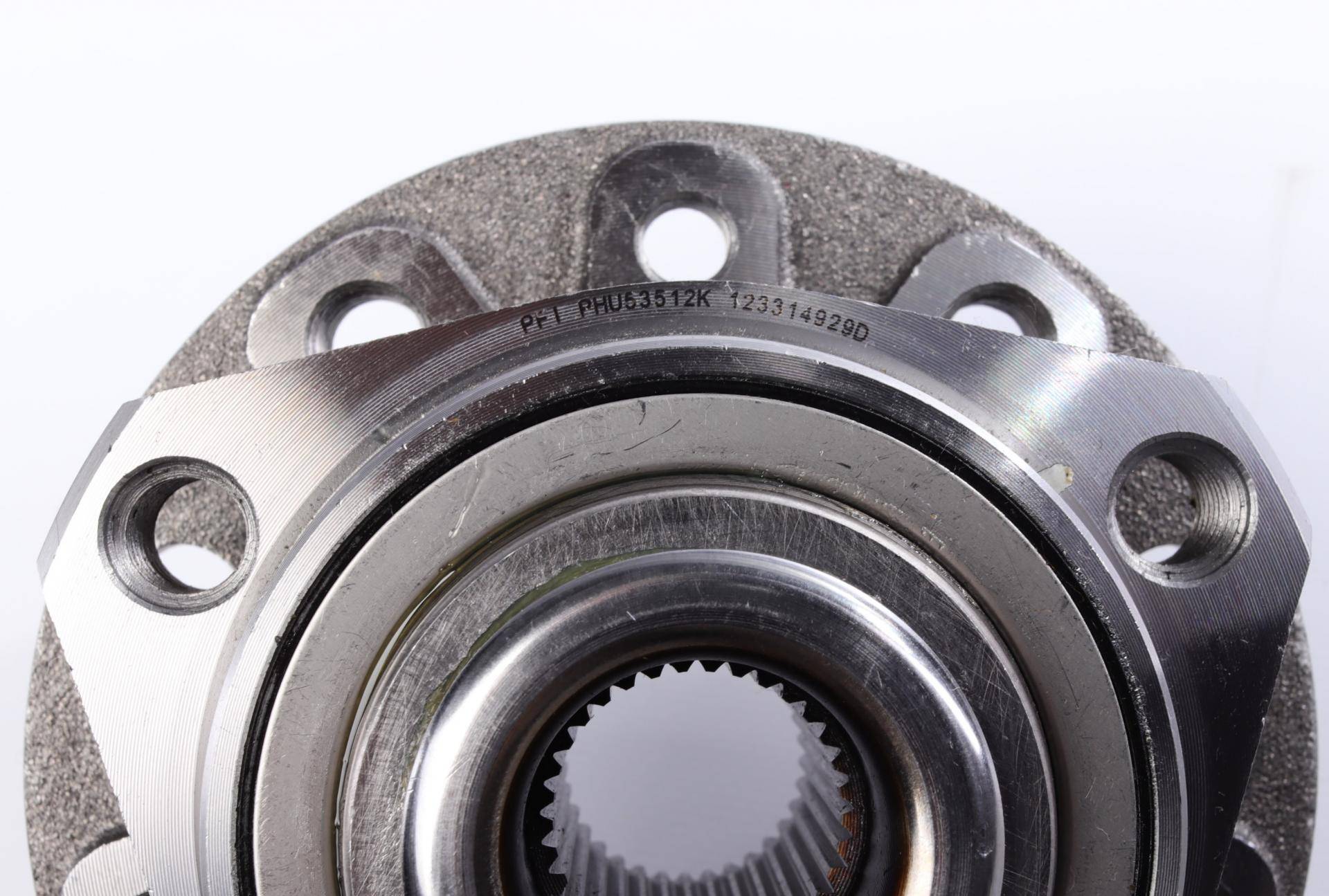 Підшипник маточини (передньої) Opel Astra/Zafira 99-05