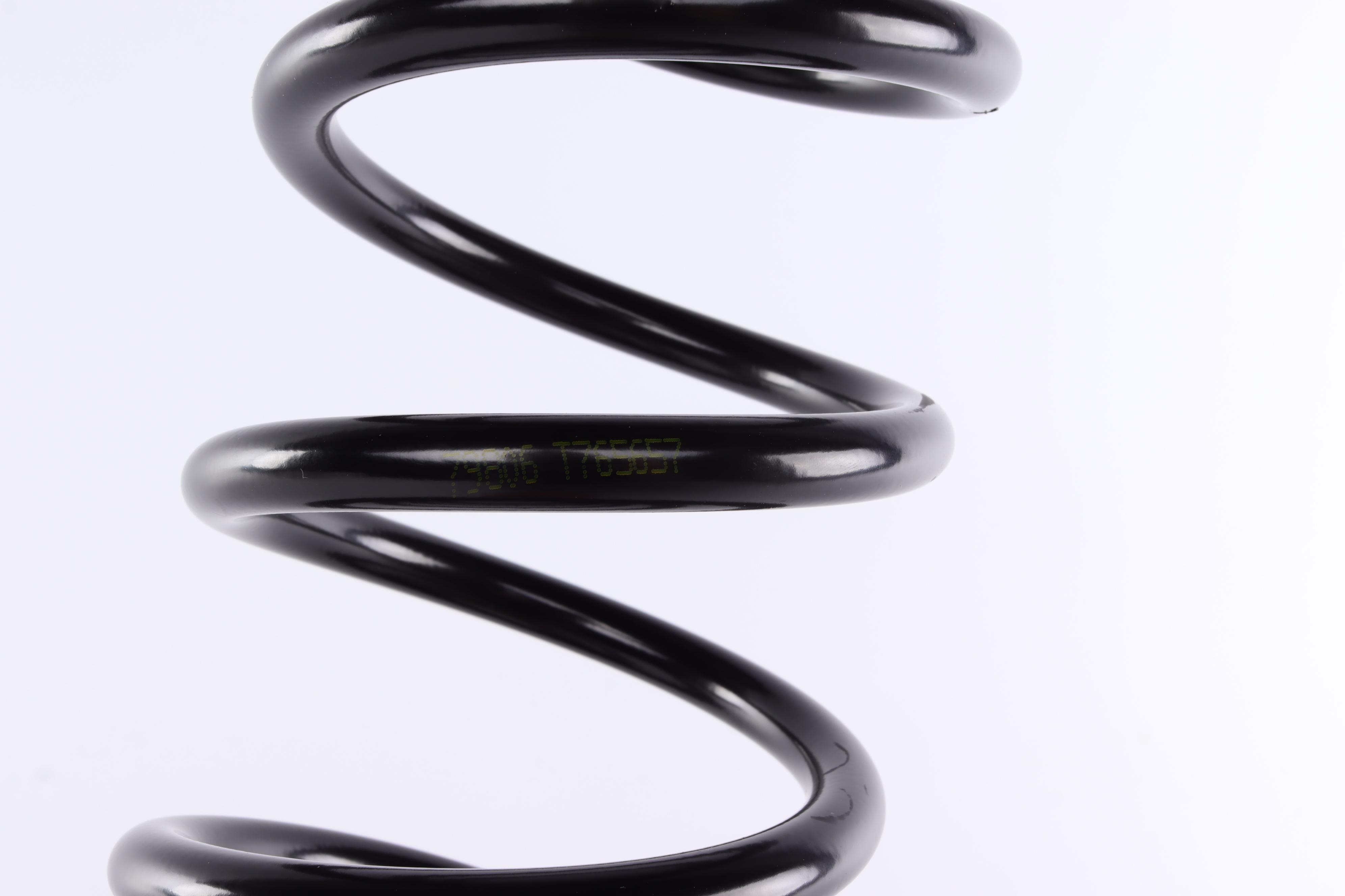 Пружина (задня) Subaru Forester 2.5AWD 08-13 (SUV) (з с-мою регул.дорож.просвіту)