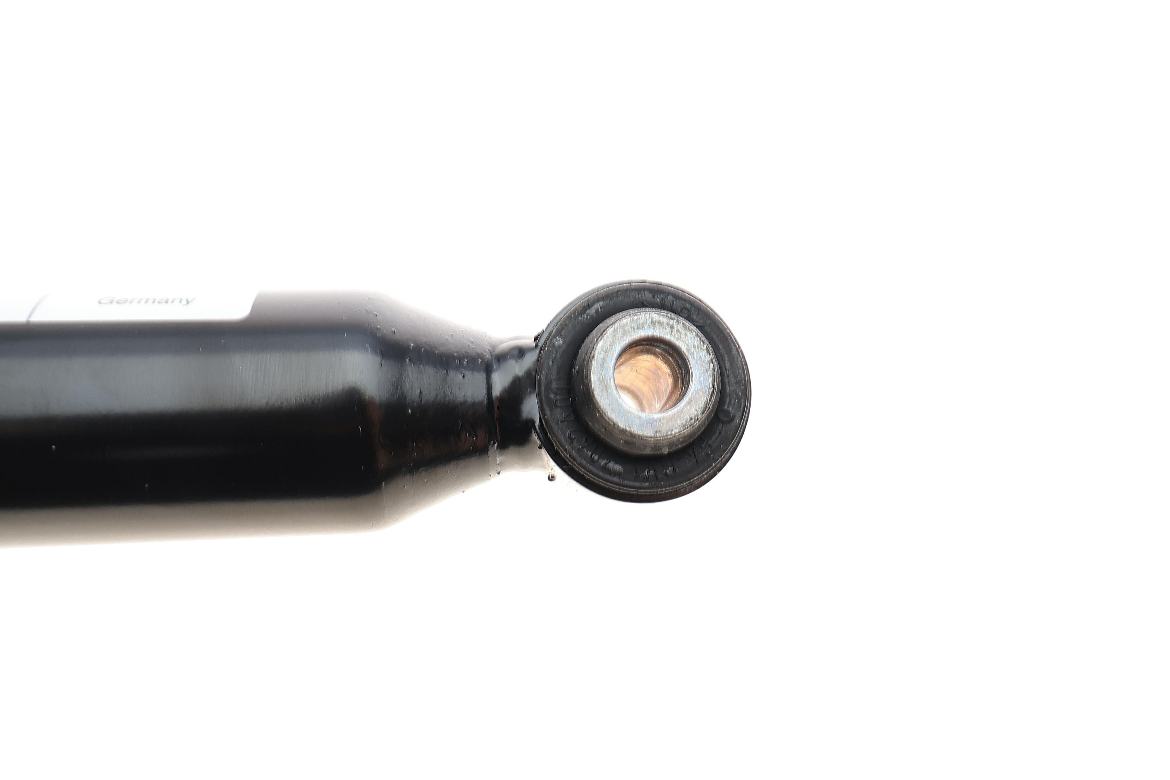 Амортизатор (задній) MB C-class (W205) 1.5-3.0 13- (B4)