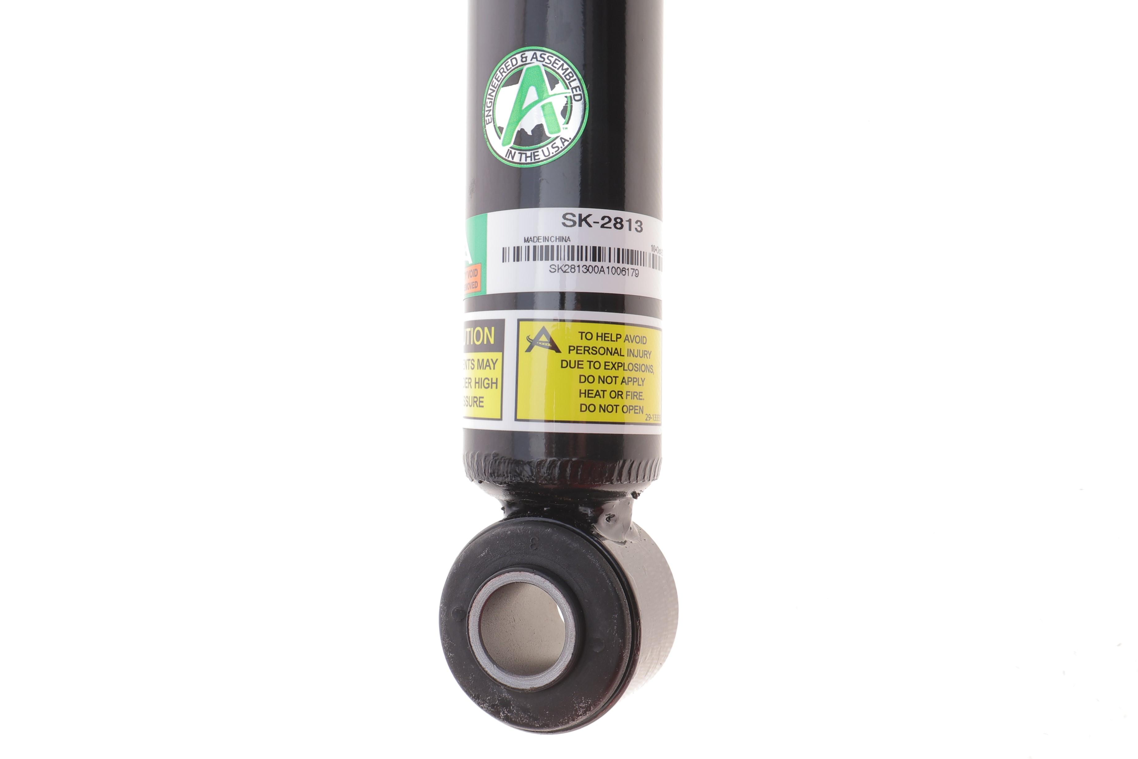 Амортизатор (задній) Lexus GX 01-09/Toyota Land Cruiser 3.0/4.0 02-10