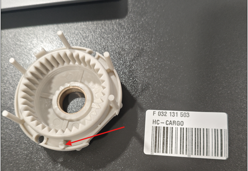 Шестерня планетарна стартера (z=37, d=69.8mm) = 131503 (невелике пошкодження)