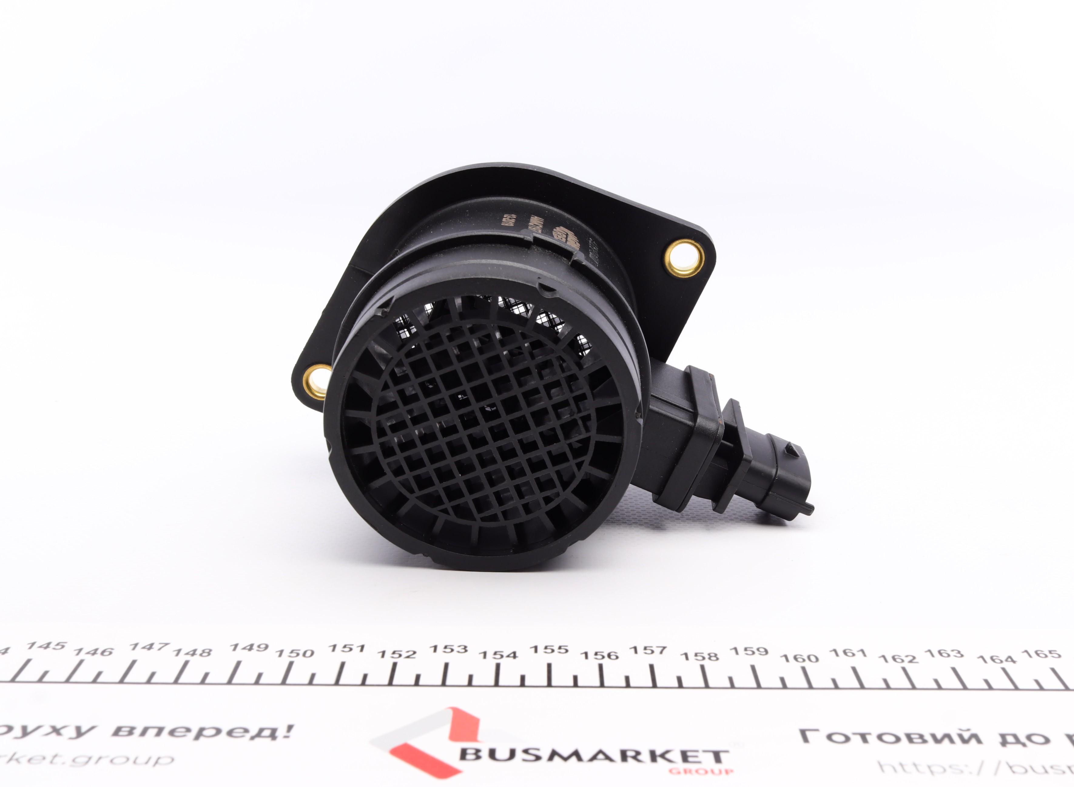 Витратомір повітря Fiat Doblo 1.3JTD 05- (AMMQ19764)