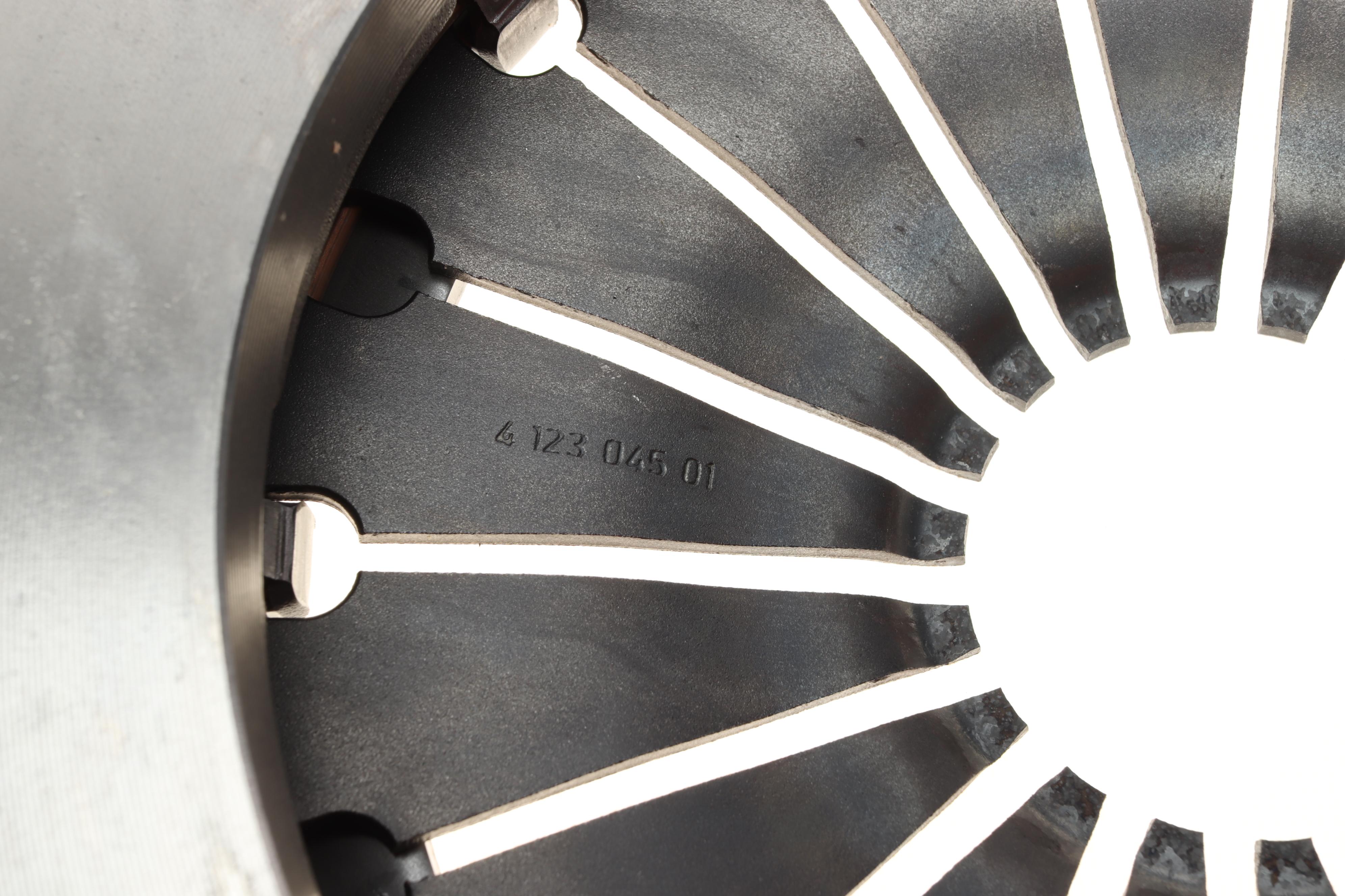 Комплект зчеплення Renault Master II/Trafic II 2.0dCi - 2.5CDTI 06-, (G9U/G9T/S9W/ZD3/M9R)