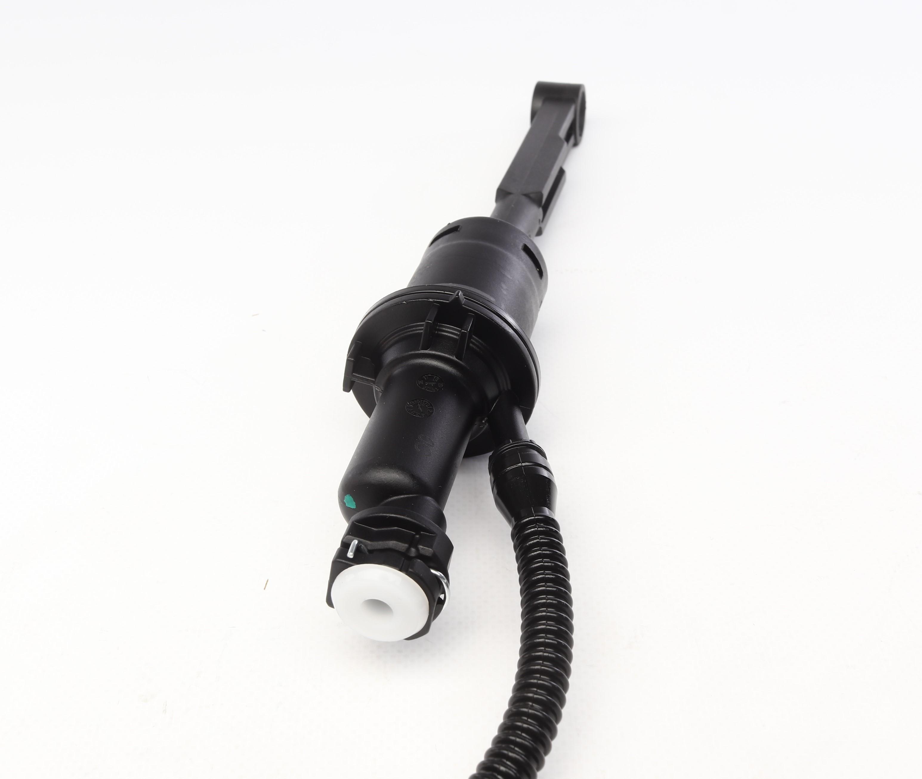 Циліндр зчеплення (головний) Citroen C4 Picasso 06-13/Berlingo/Peugeot Partner 08-/3008/5008 09-17