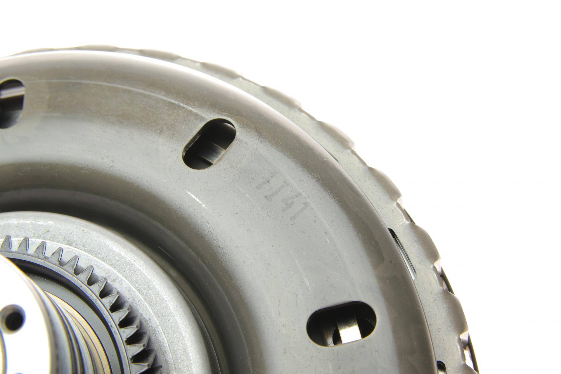 Комплект зчеплення Audi A3/Q2/Q3/Skoda Octavia/Superb 2.0/2.5 TDI 12-, DSG7 (0GC) DQ381