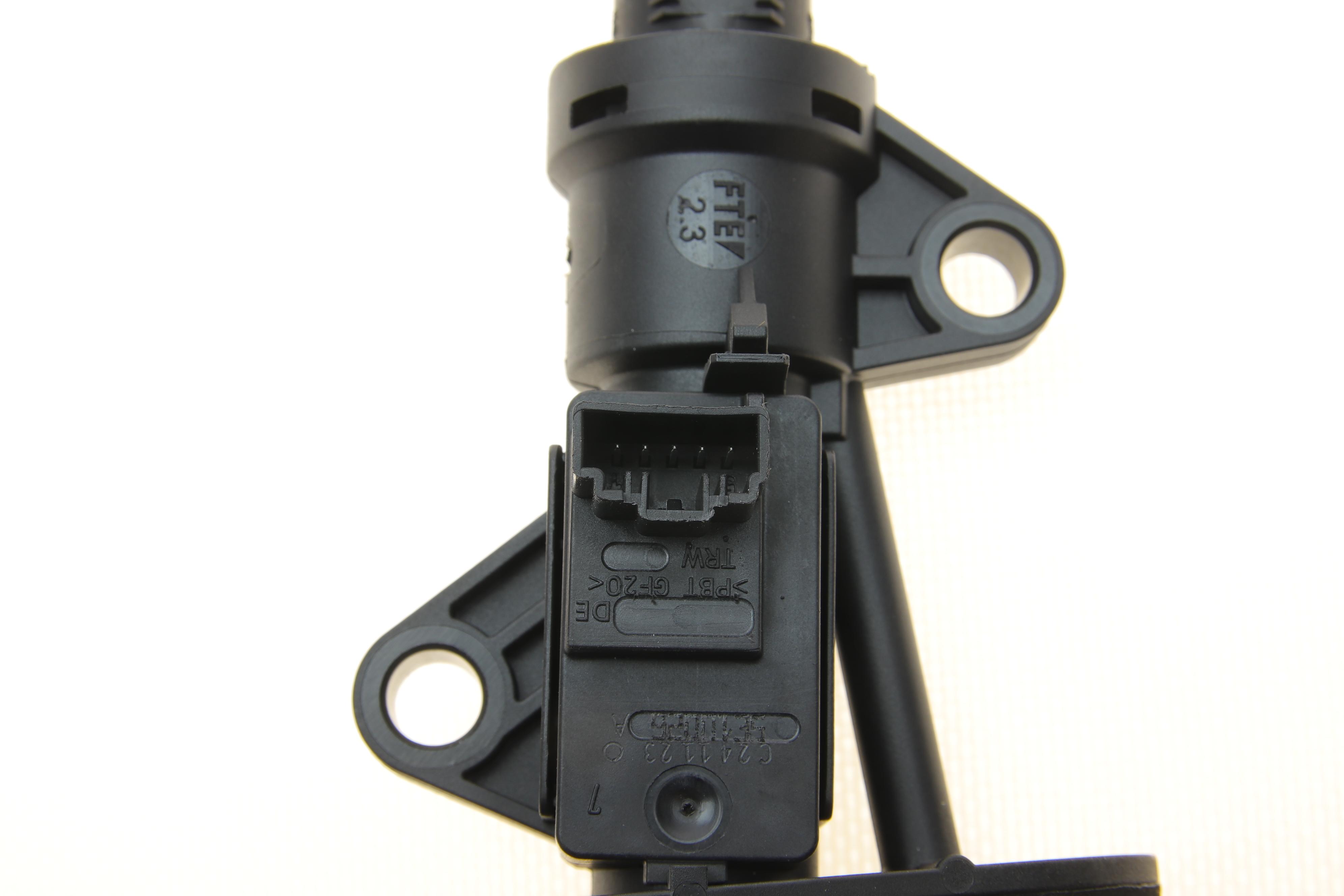 Циліндр зчеплення (головний) VW Golf/Passat/Audi A3 12-