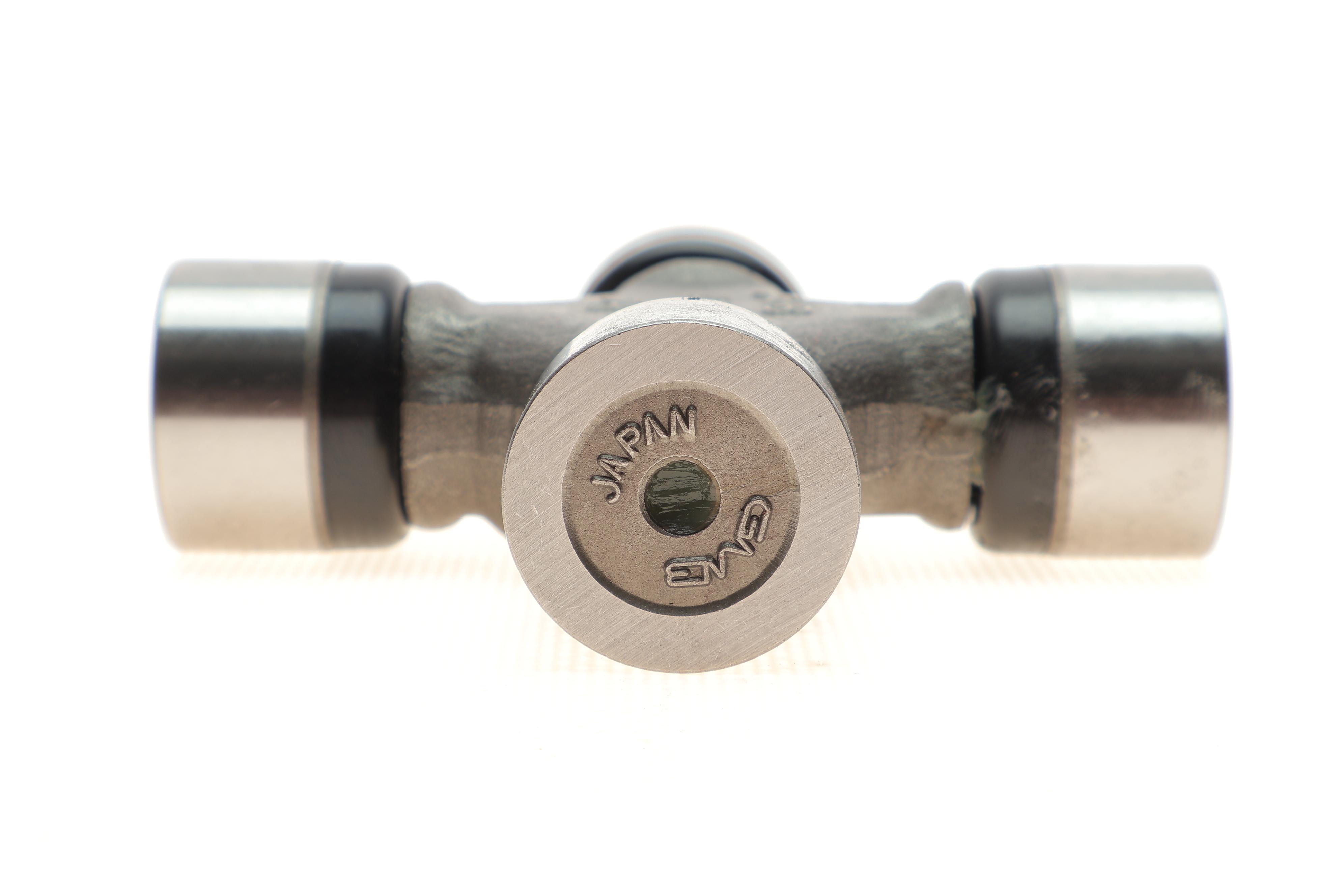 Хрестовина кардана Nissan NP300/Toyota Hilux VII 05- (27x92)