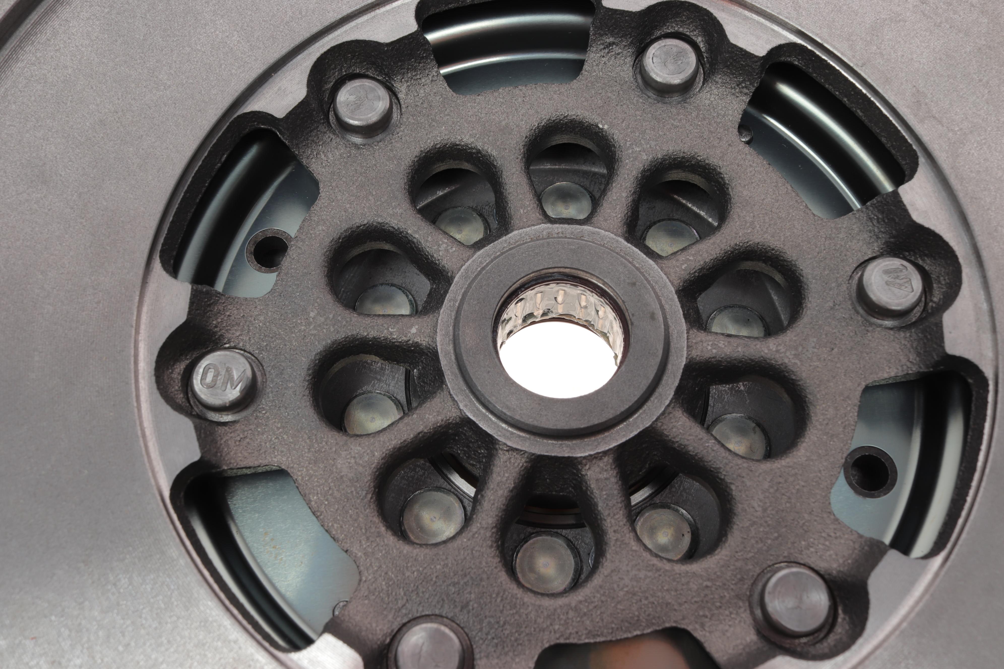 Демпфер + комплект зчеплення Audi A4/A5/Q5 2.0 TDI/TFSI 07-17