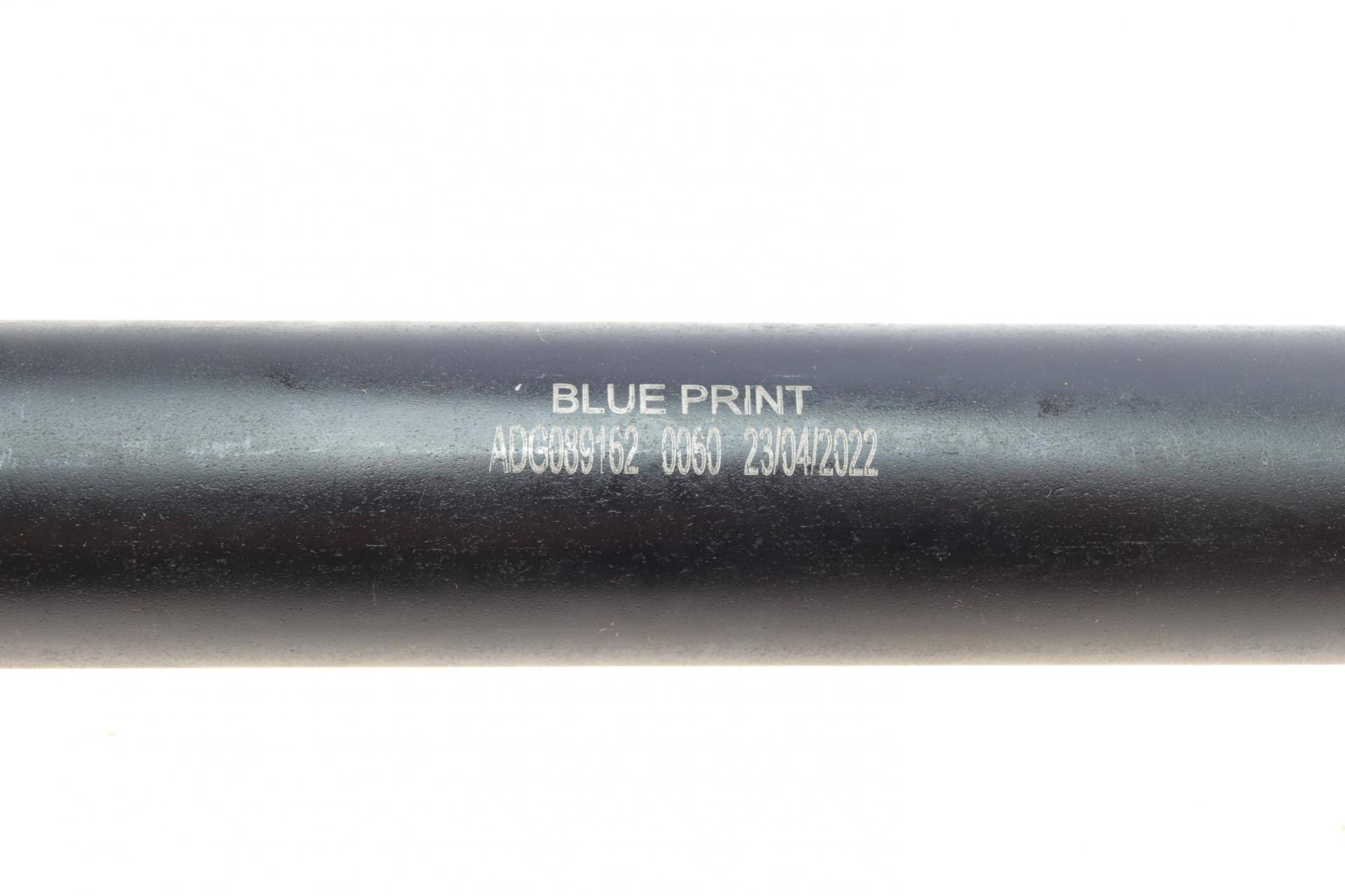 Піввісь (передня) (R) Kia Sorento 4x4 02-11 (28z/28z)