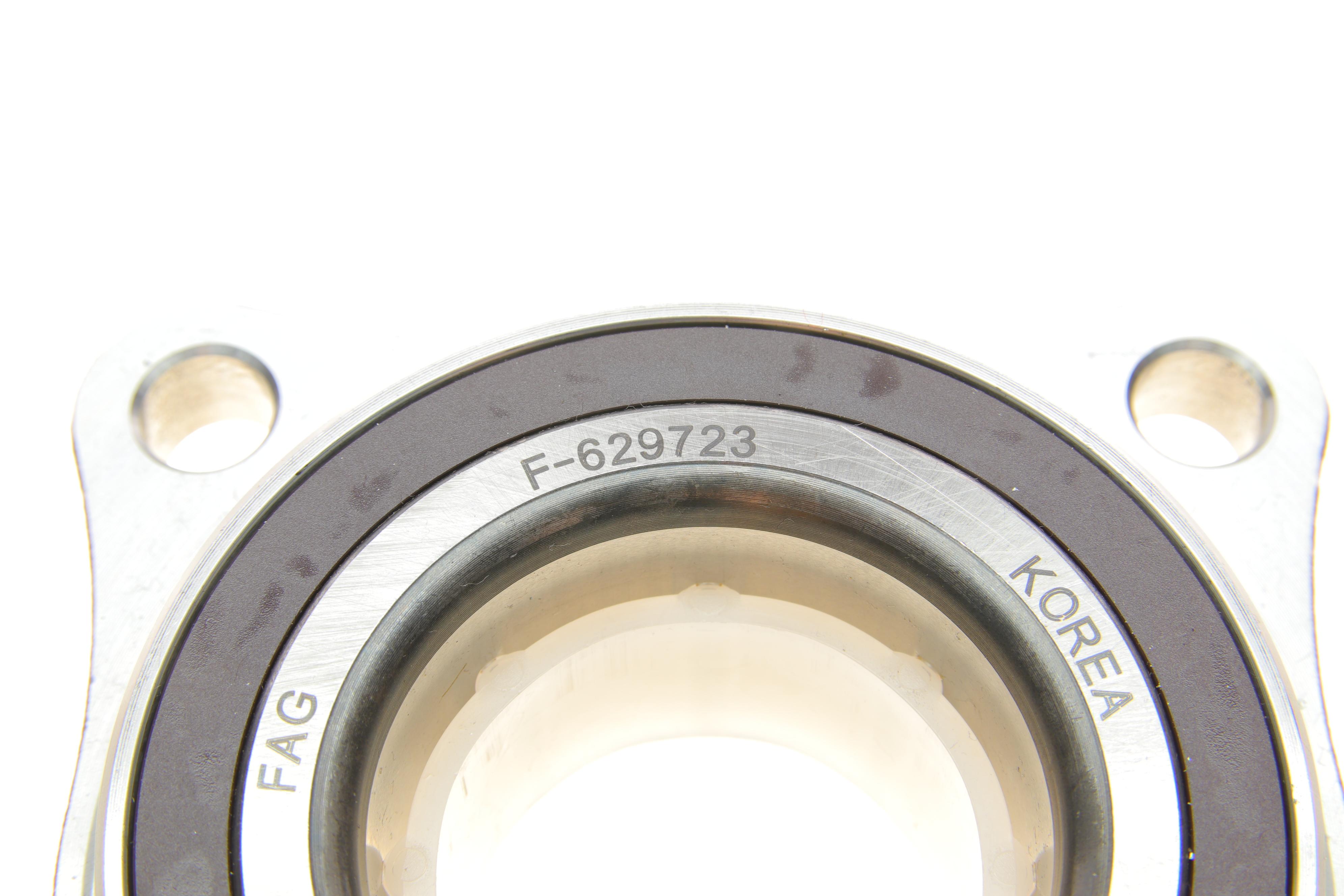 Підшипник маточини (передньої) Toyota Land Cruiser 02- (+ABS)