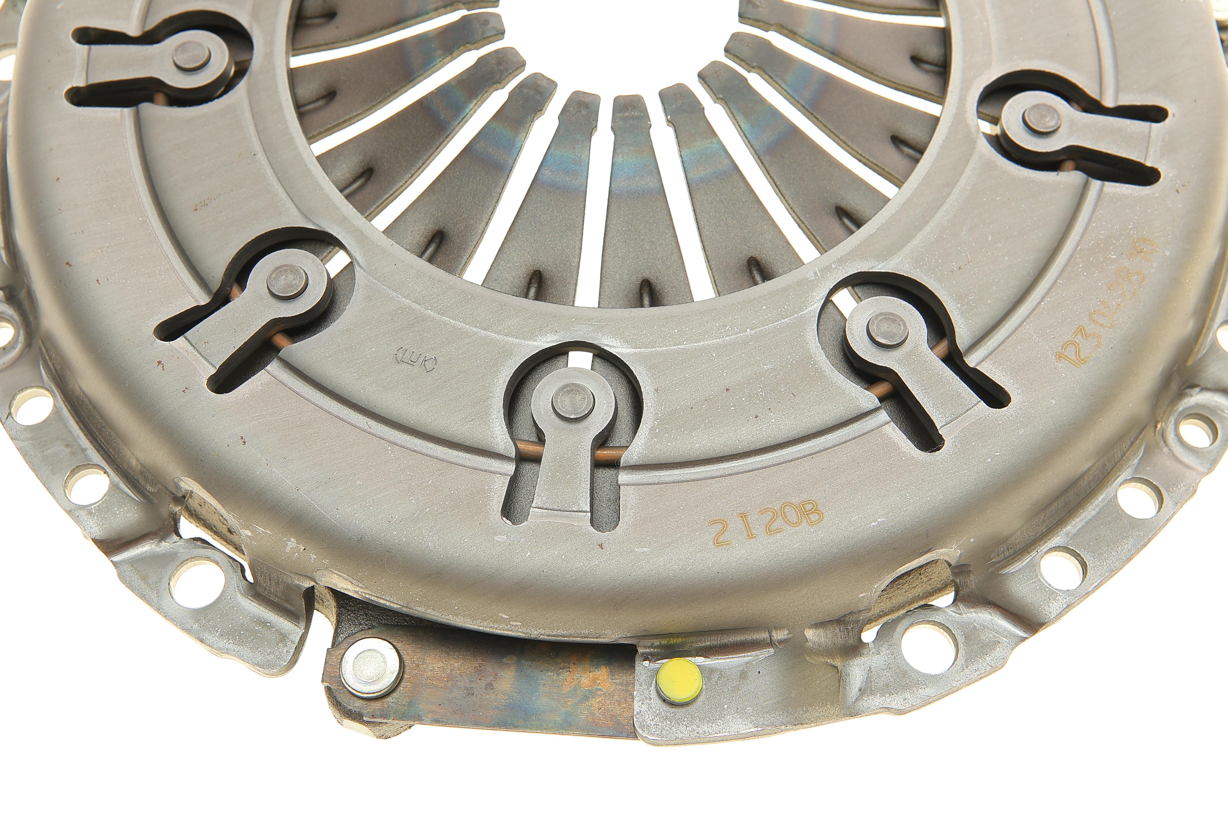 Демпфер + комплект зчеплення Audi A4/A6/VW Passat 1.9 TDI 96-01