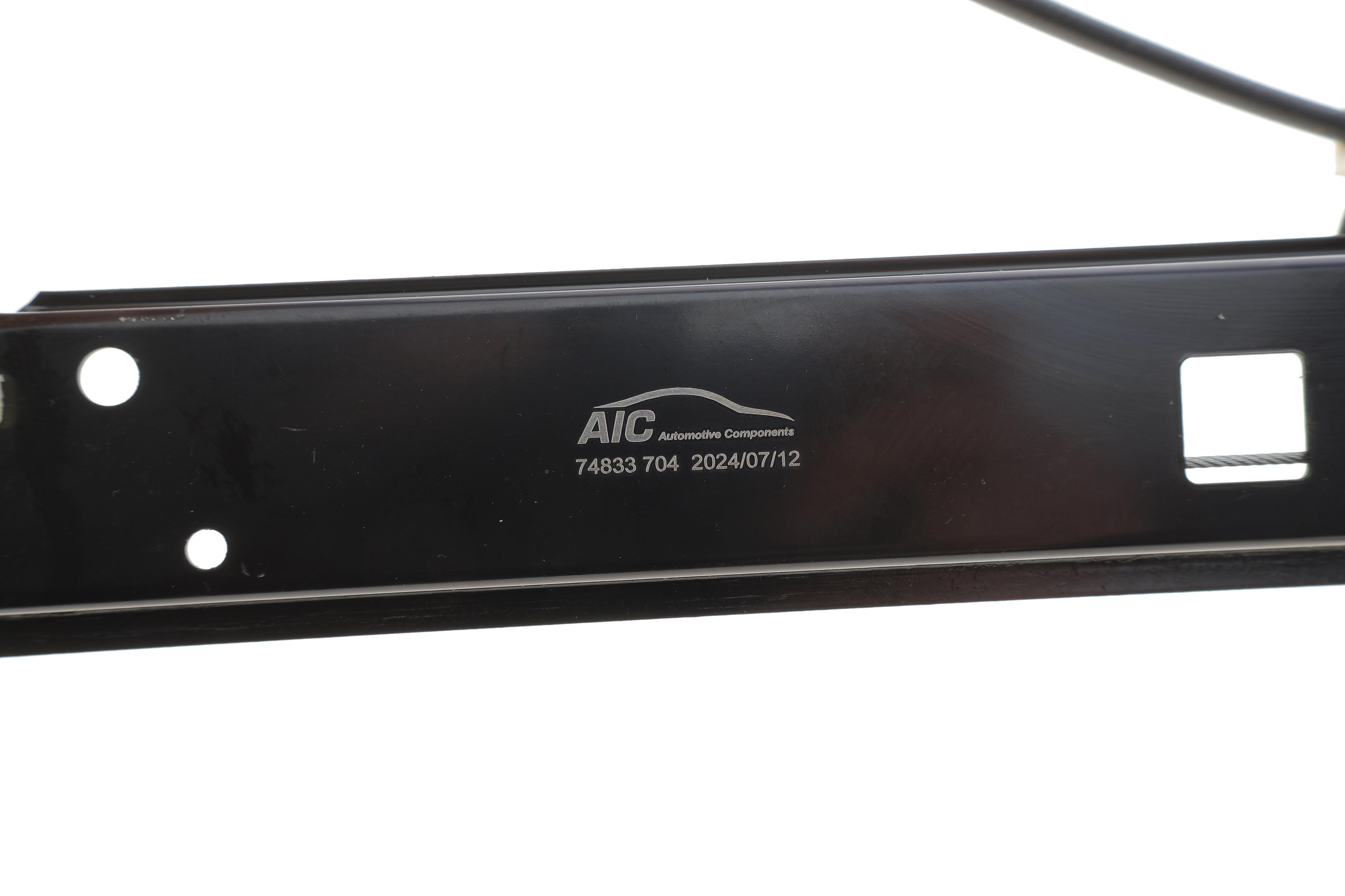 Склопідіймач (передній) Audi A4 15- (R) (електро) (з моторчиком)