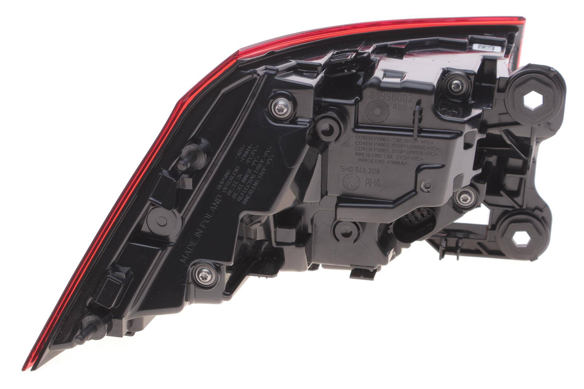 Ліхтар задній VW Golf VIII 20- (R) (зовнішній)