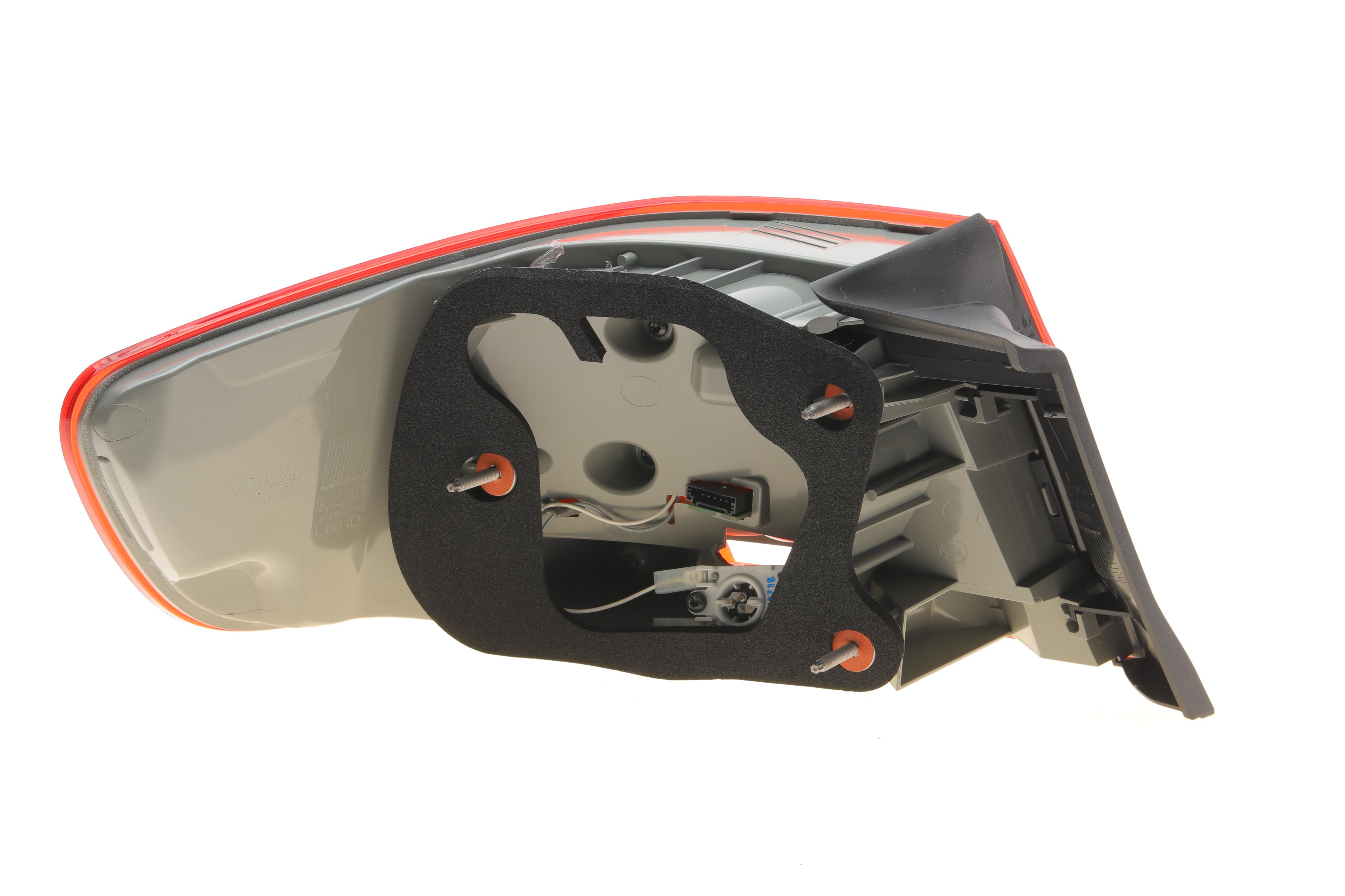 Ліхтар задній BMW 3 (E92) 10-13 (R)