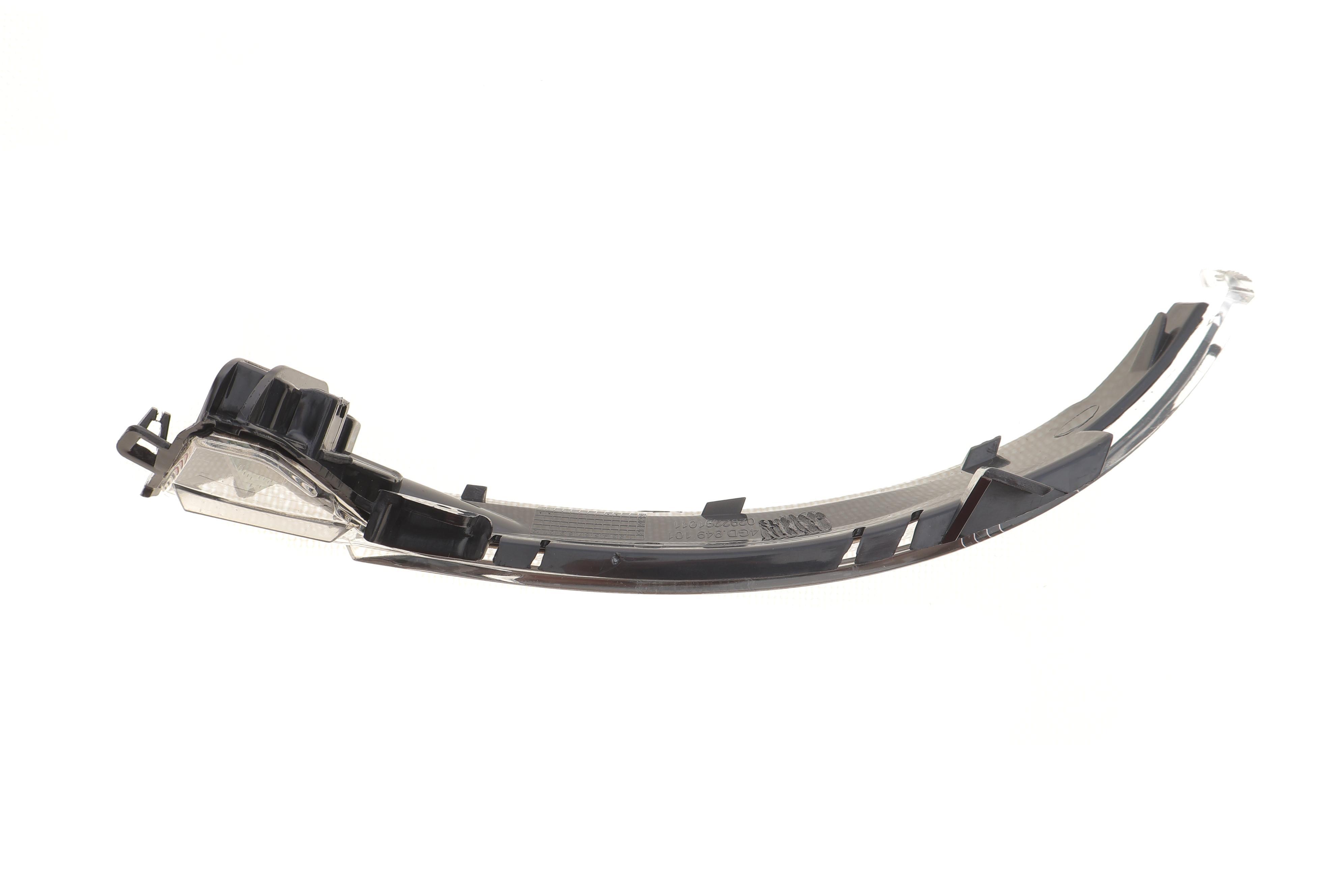 Повторювач повороту на дзеркало Audi A6 11-18 (L) (всередині OE VAG)