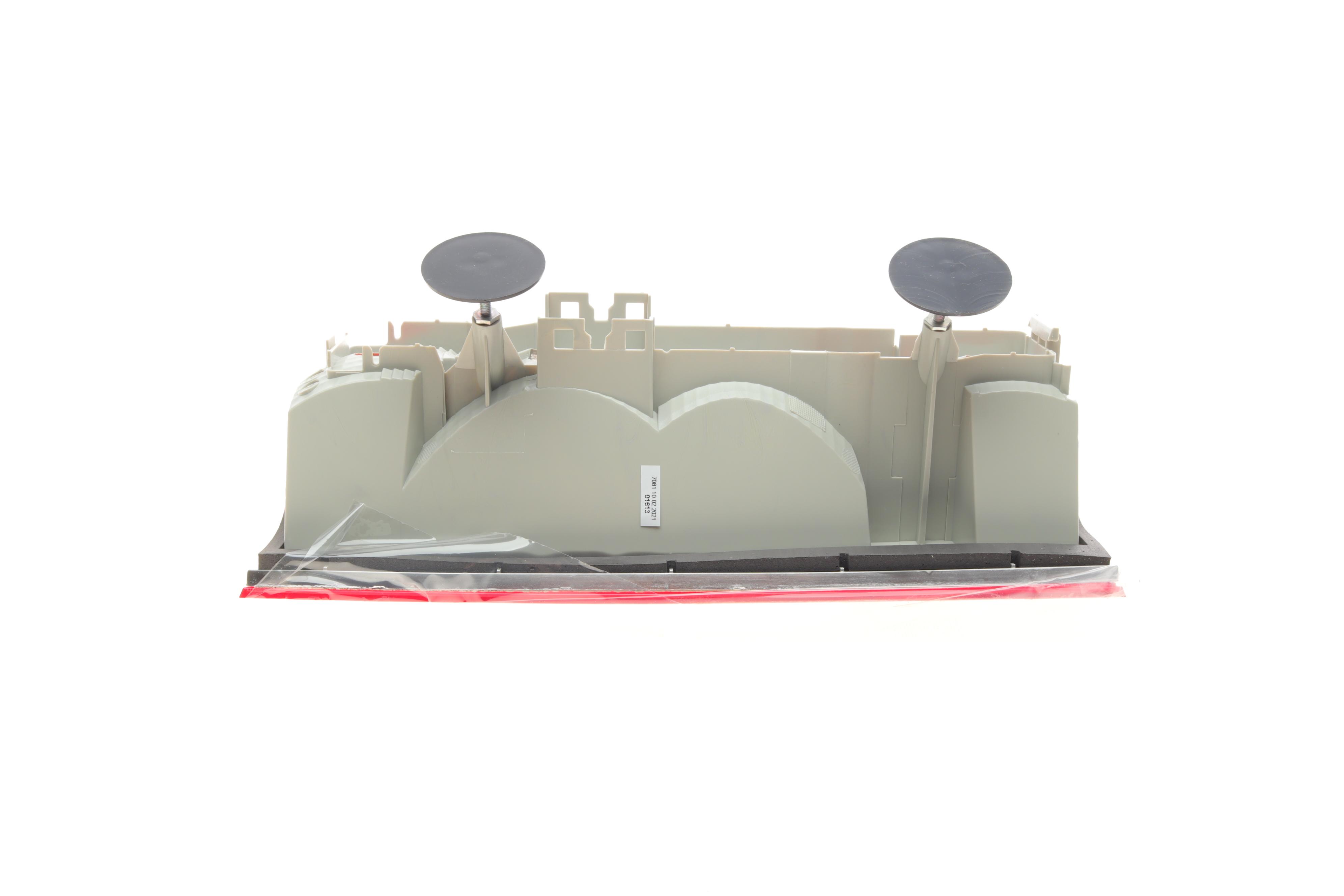 Ліхтар задній Ford Connect 09-13 (L)