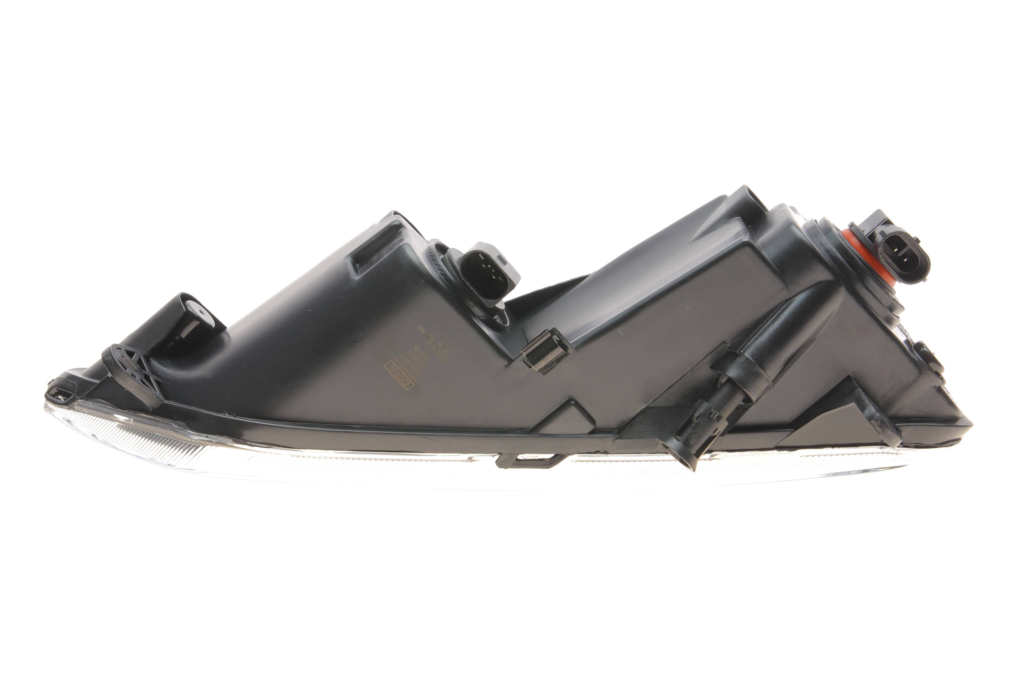 Фара протитуманна VW Passat 10-14 (R)