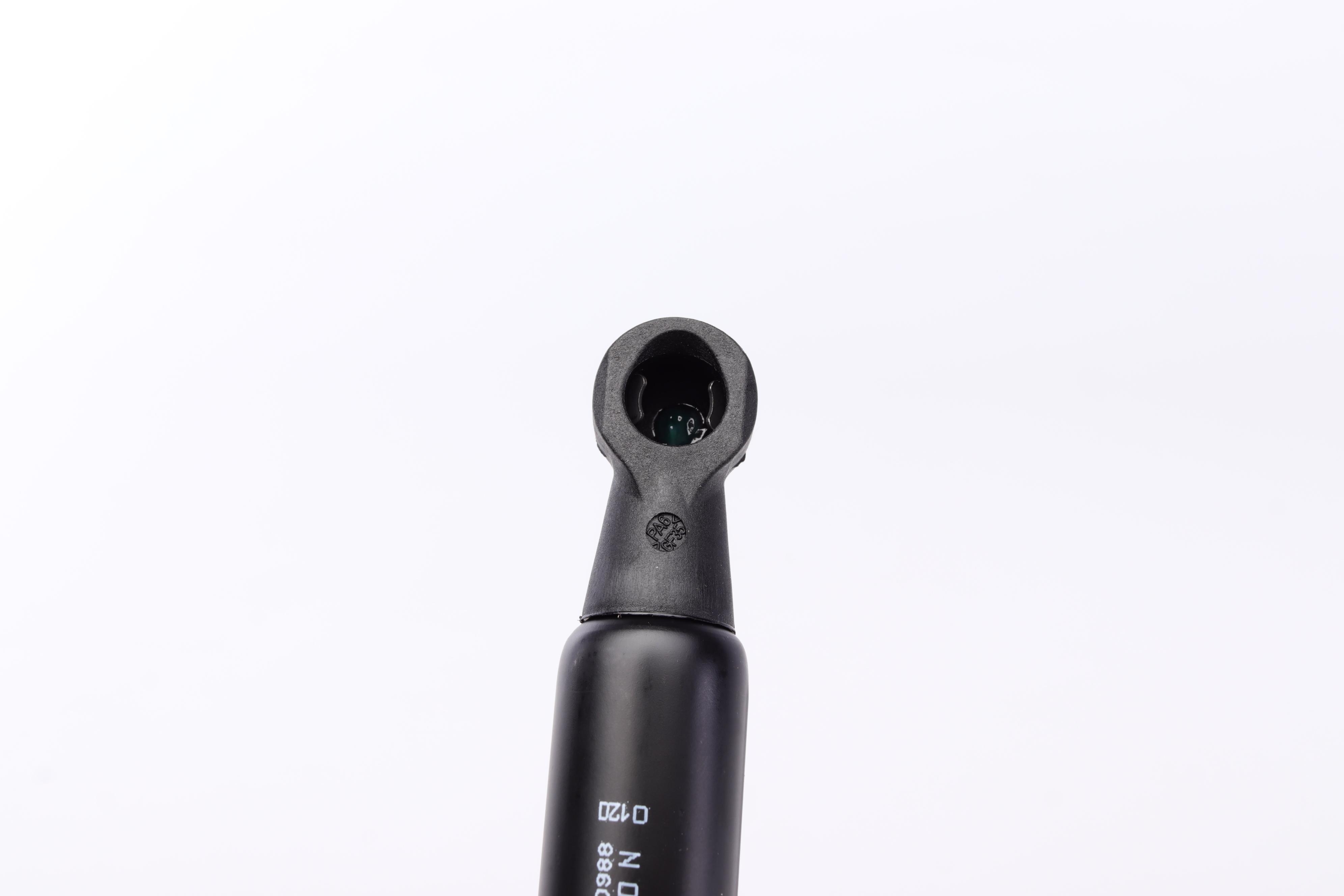 Амортизатор капоту BMW X3 (E83) 03-10