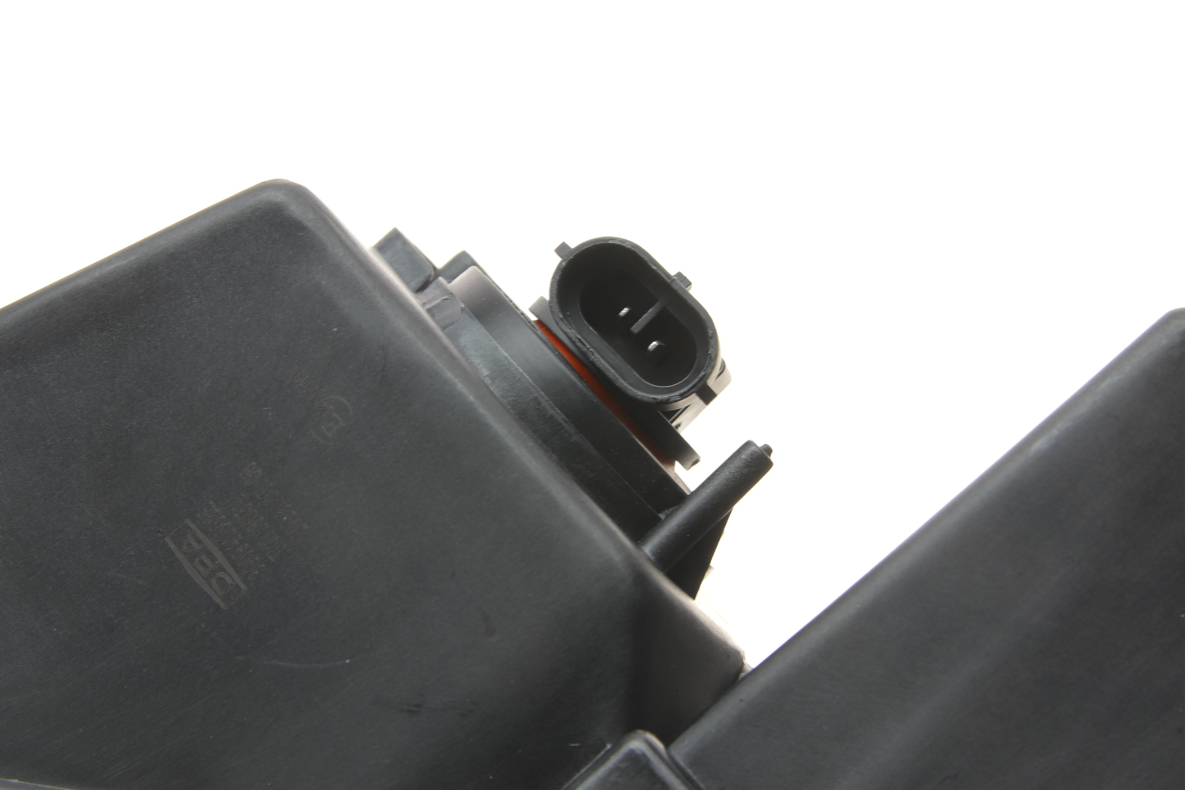 Фара протитуманна VW Passat 14- (R)