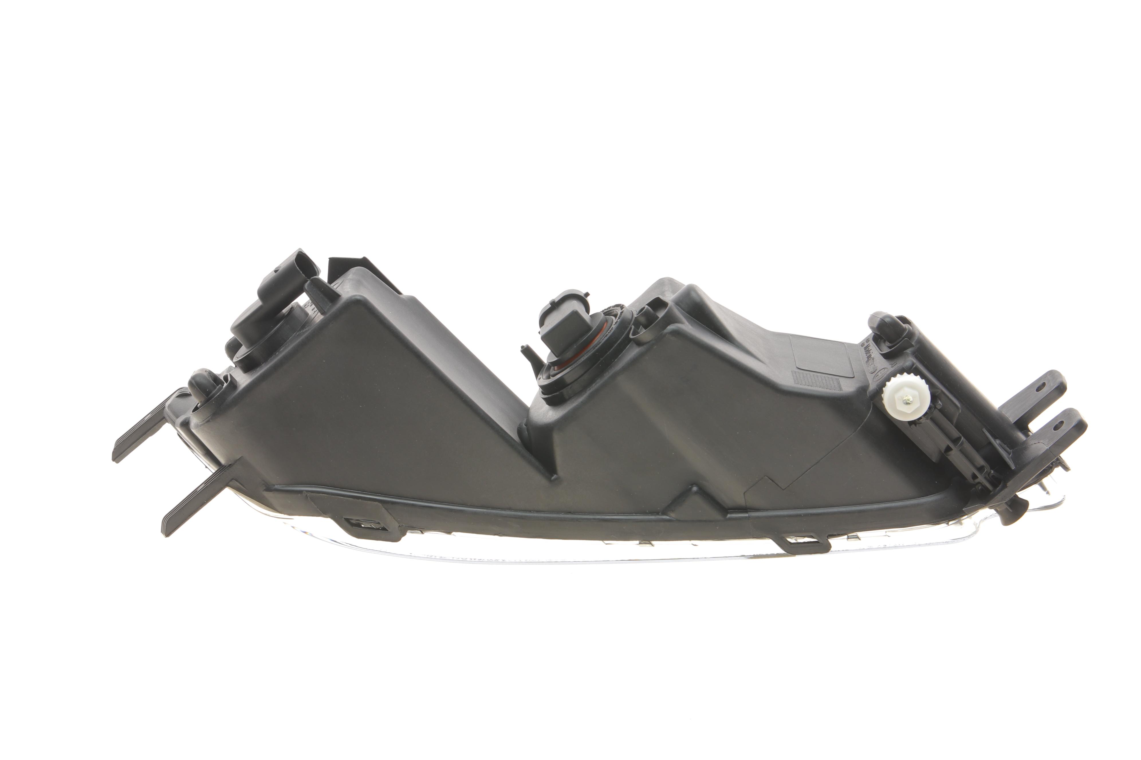 Фара протитуманна VW Passat 14- (R)