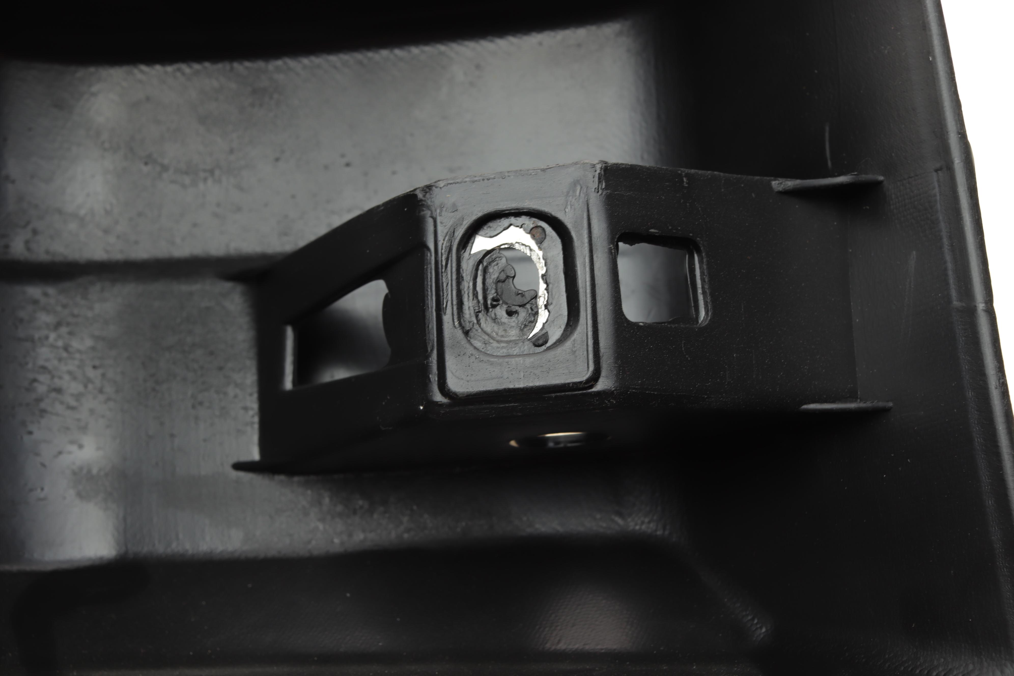 Кут бампера (заднього) MB 208-410 (R) (8806)