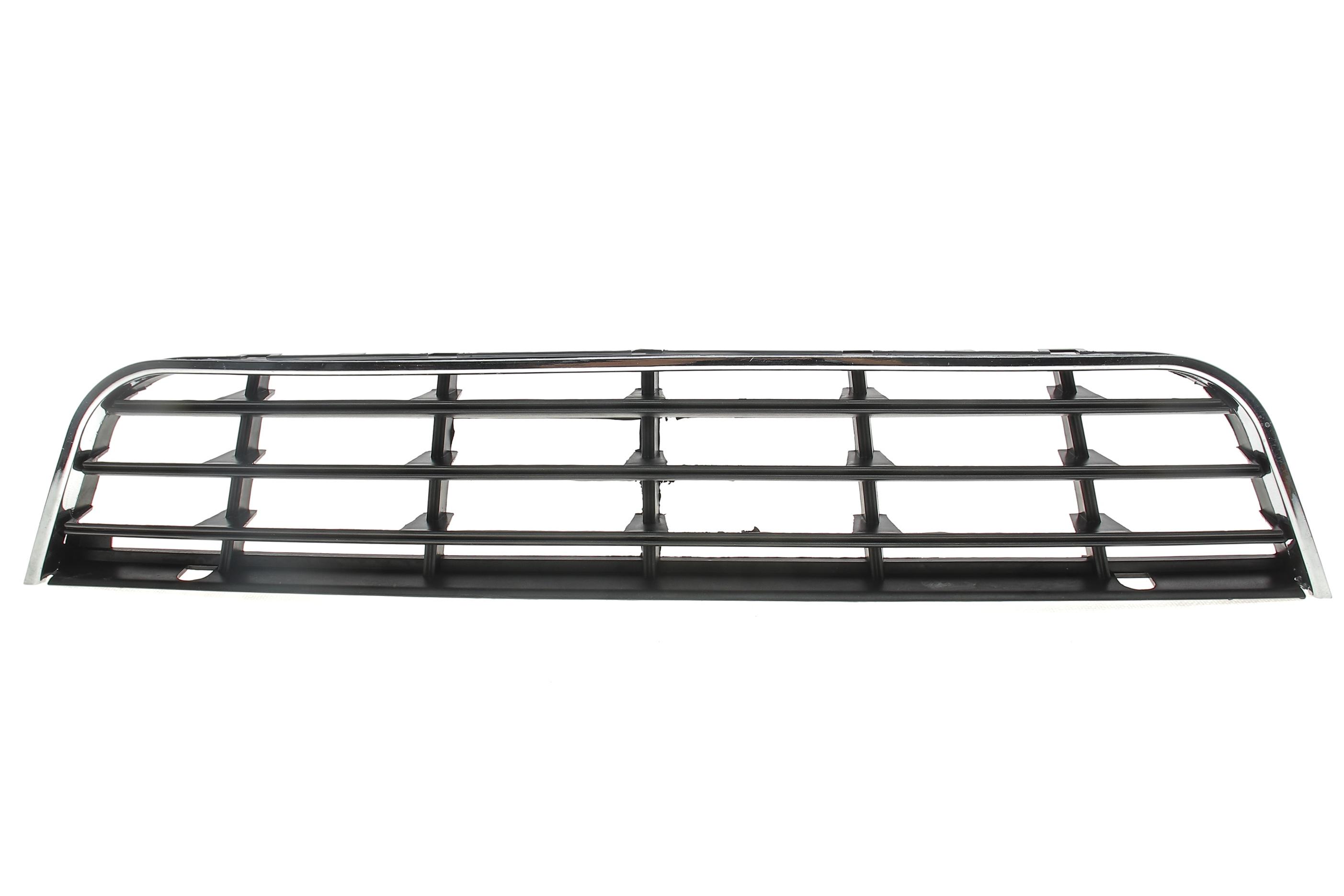 Решітка бампера VW Passat B6 05-10