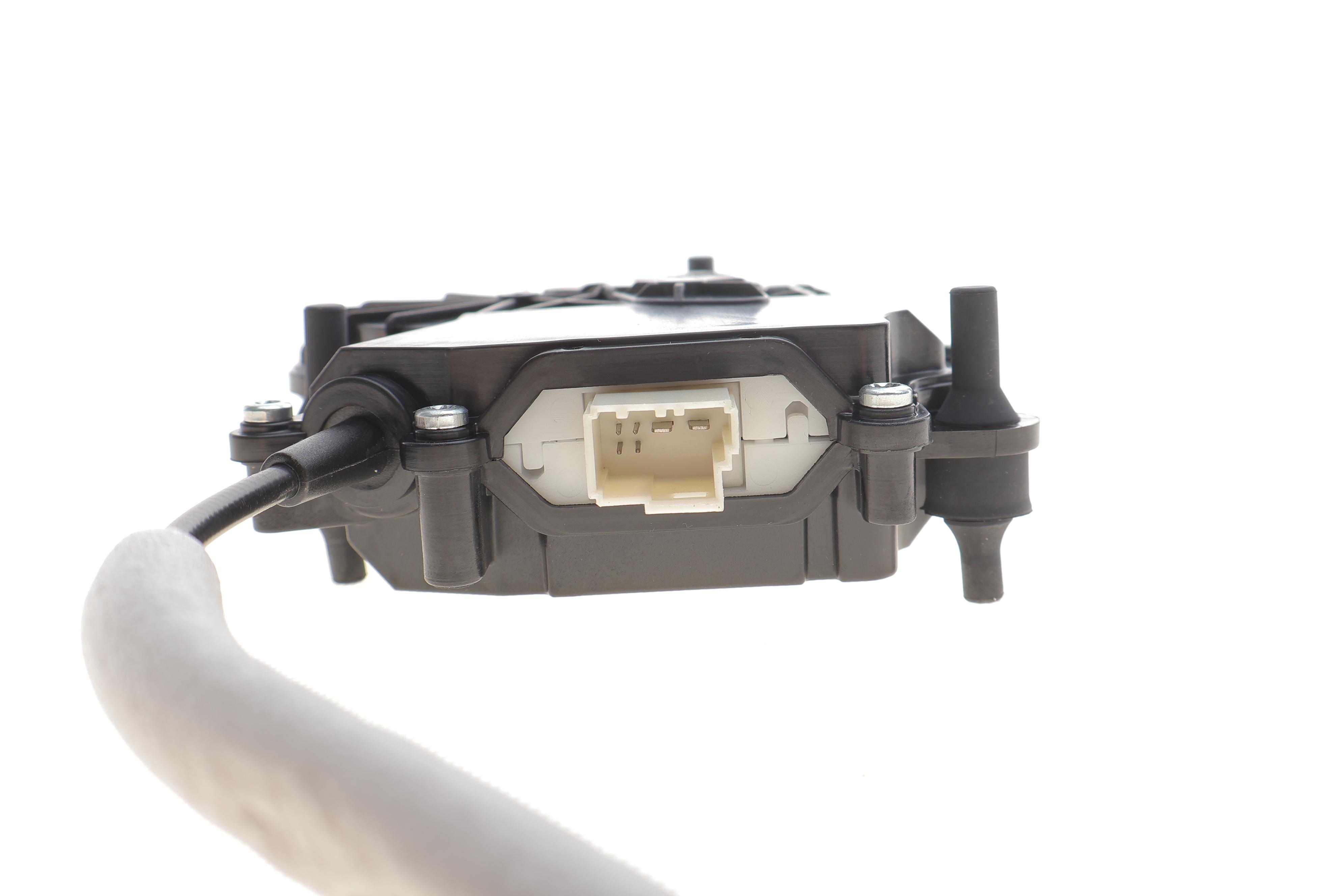 Замок кришки багажника BMW X5 (F15/F85) 13-18