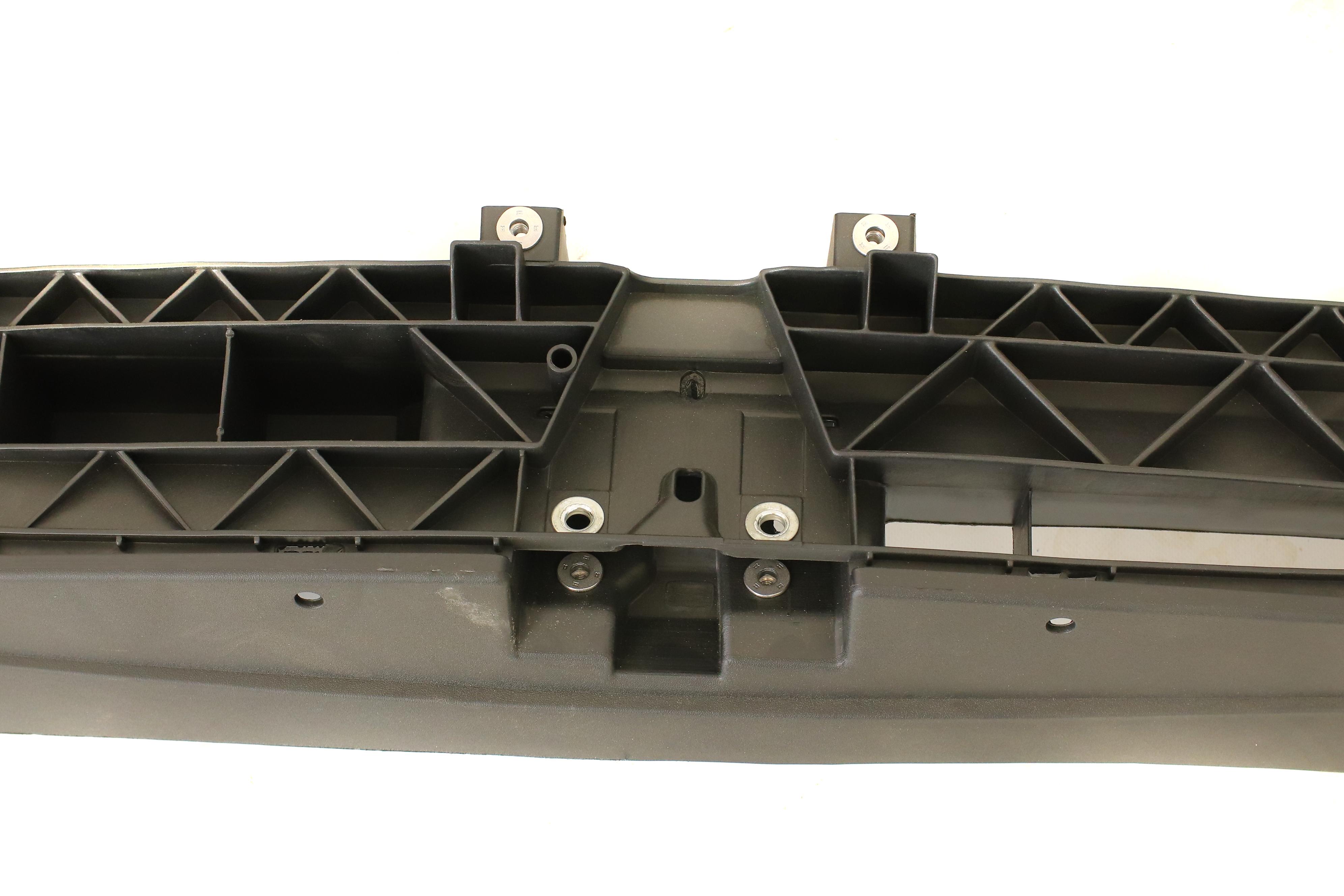 Панель передня (телевізор) VW Caddy IV 15-