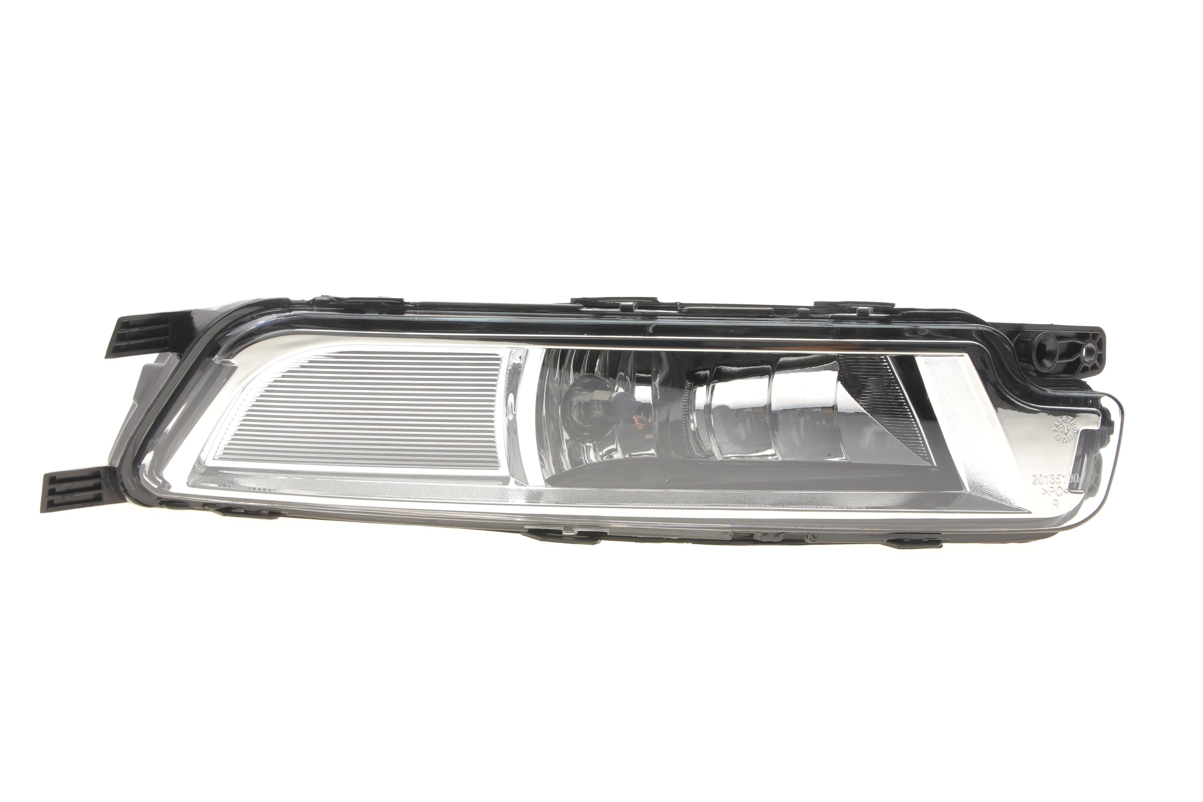 Фара протитуманна VW Passat 14- (R)