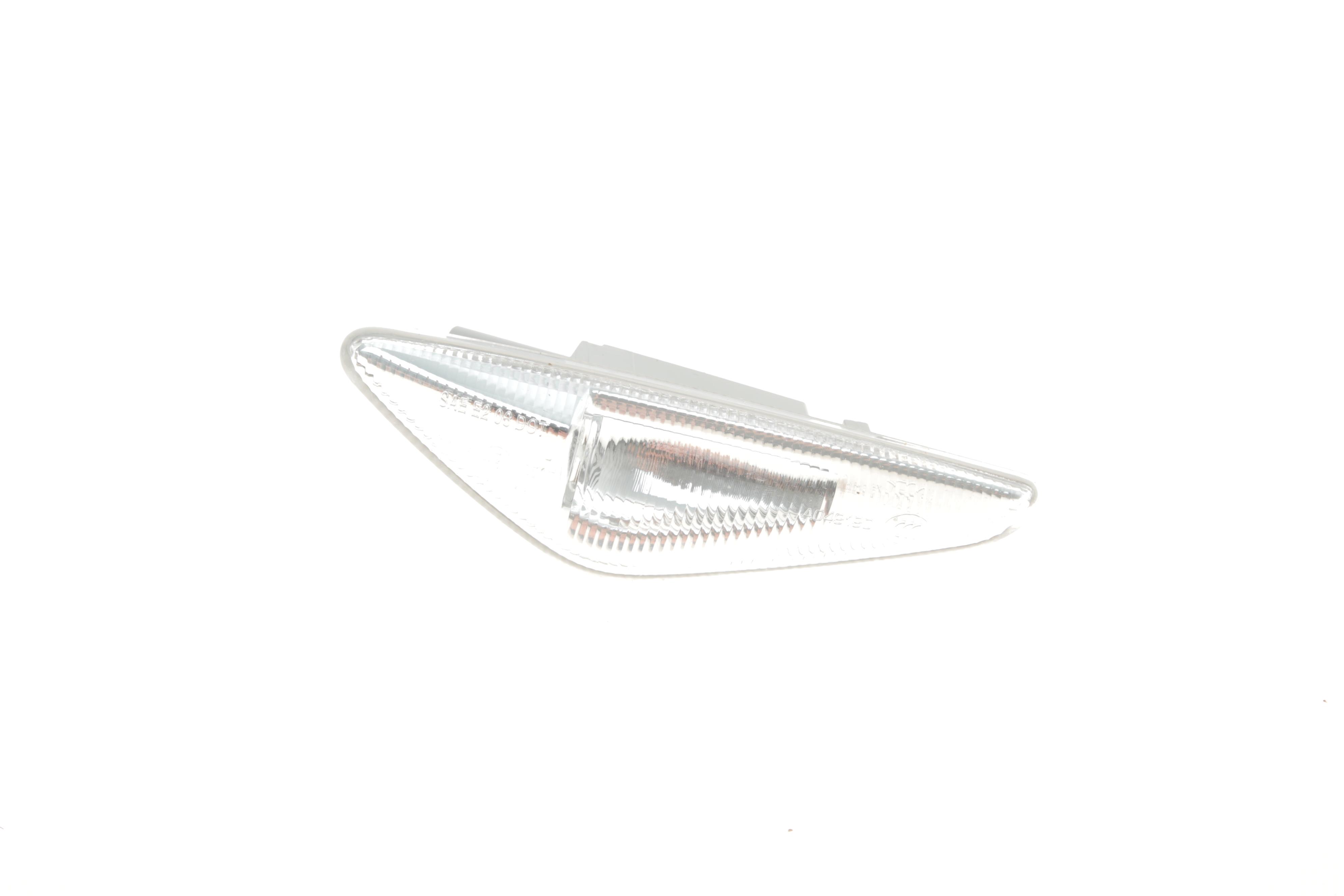 Повторювач повороту на крило BMW X5 (E70) 06-13 (L) M57/N52/N55/N57/N63