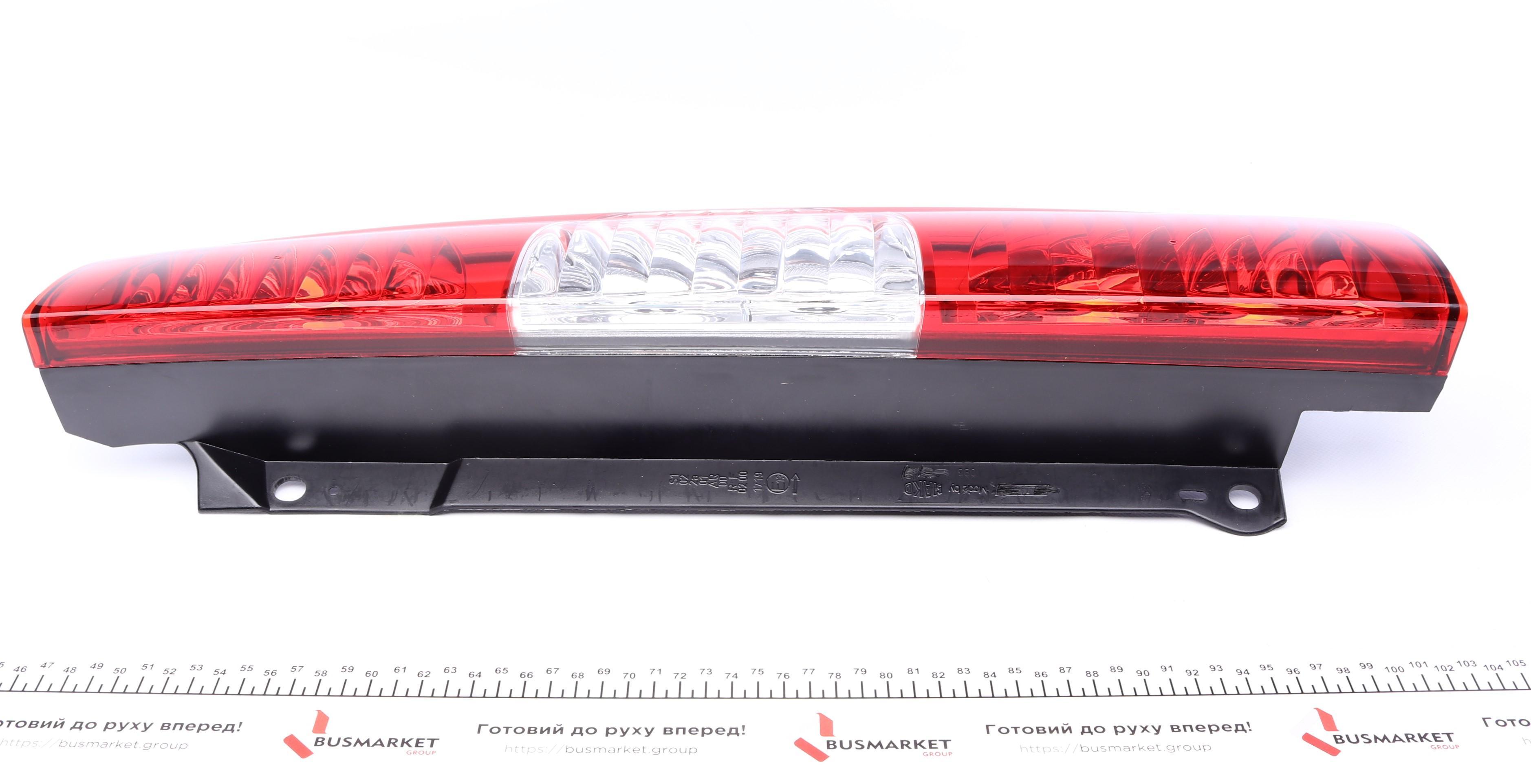 Ліхтар задній Fiat Doblo 06- (R) (LLF131)