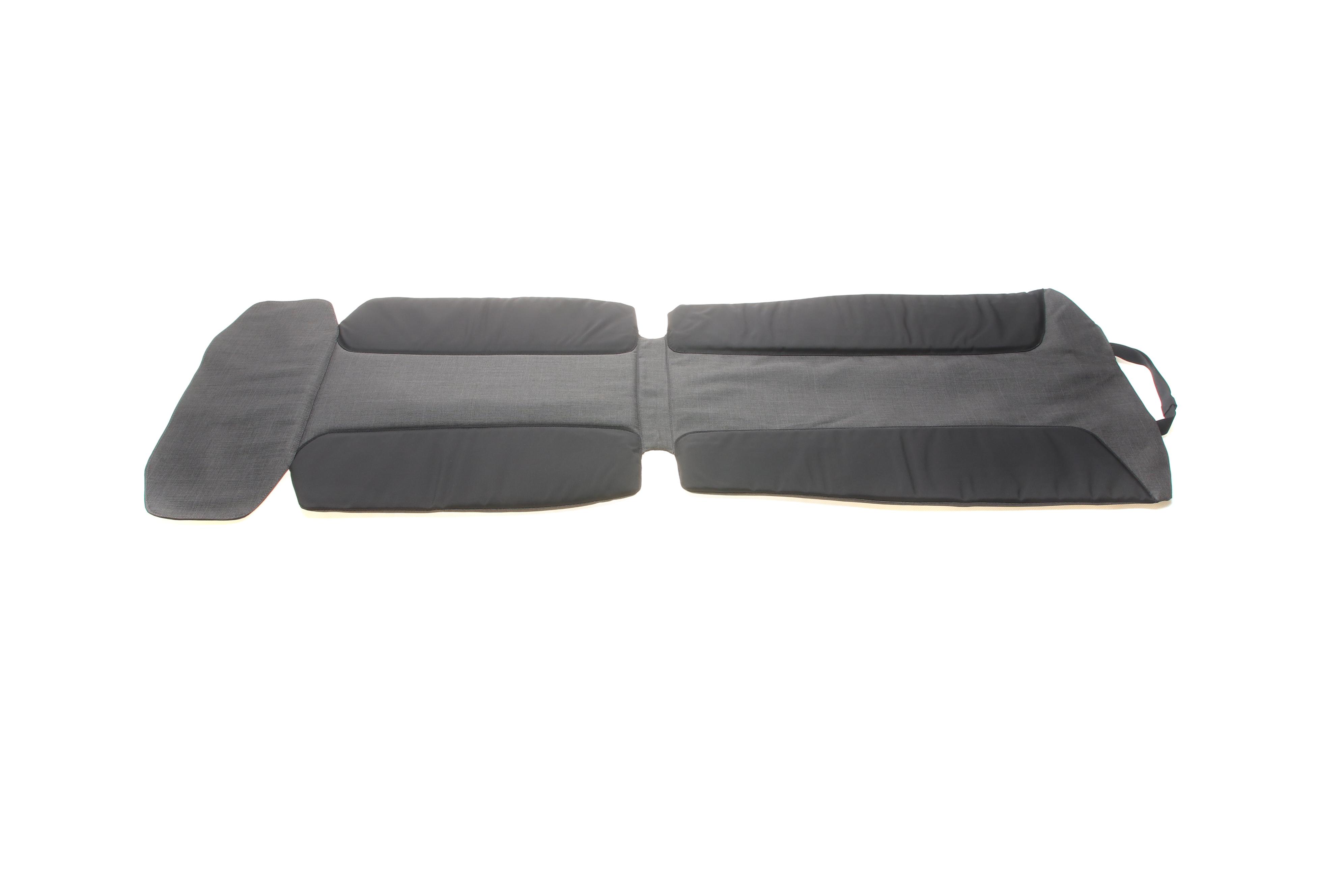 Накидка захисна на сидіння під дитяче автокрісло BMW (к-кт)