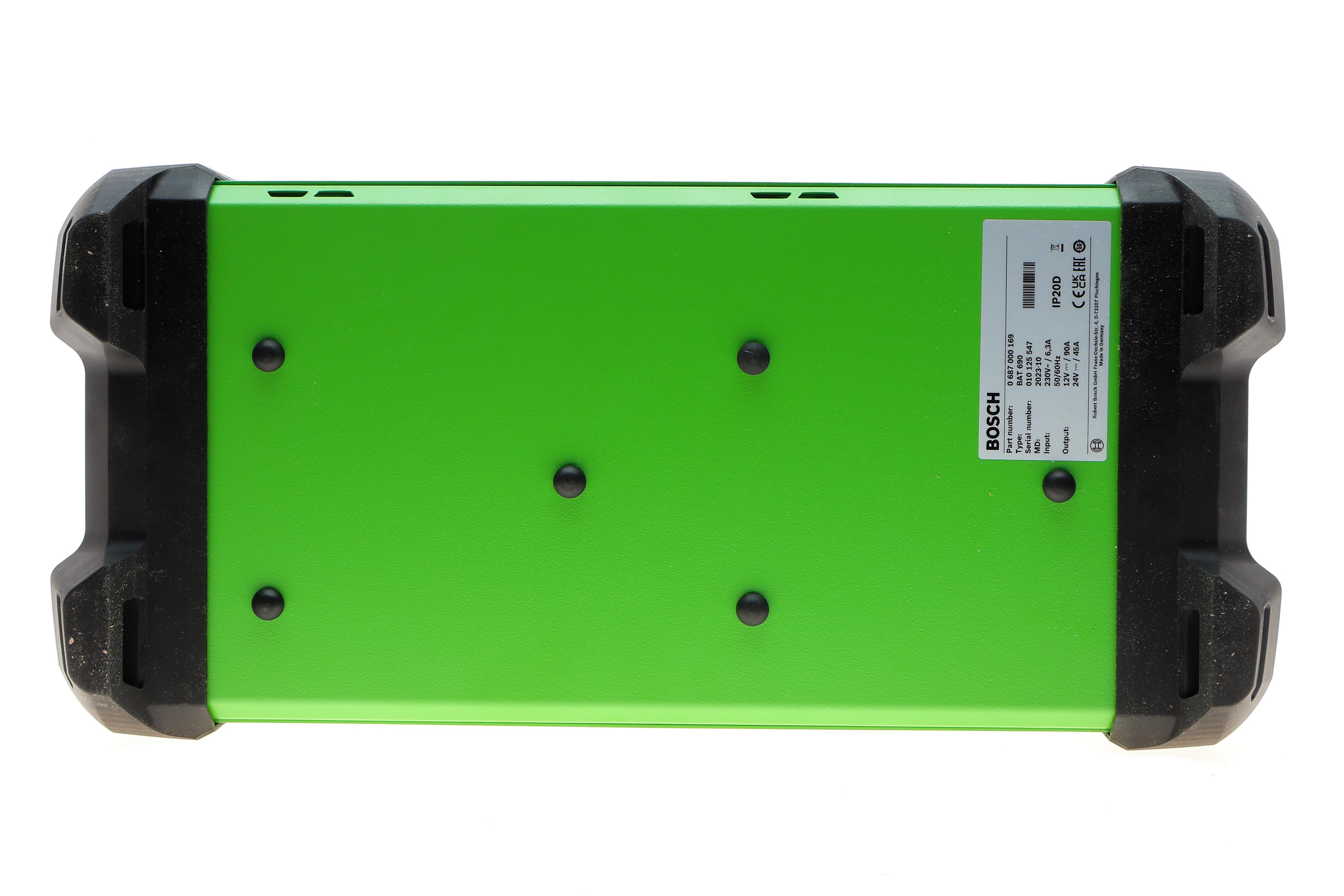 Зарядний пристрій  BAT 690 (12V/24V) 90A/45A (EFB/GEL/LFP/AGM)