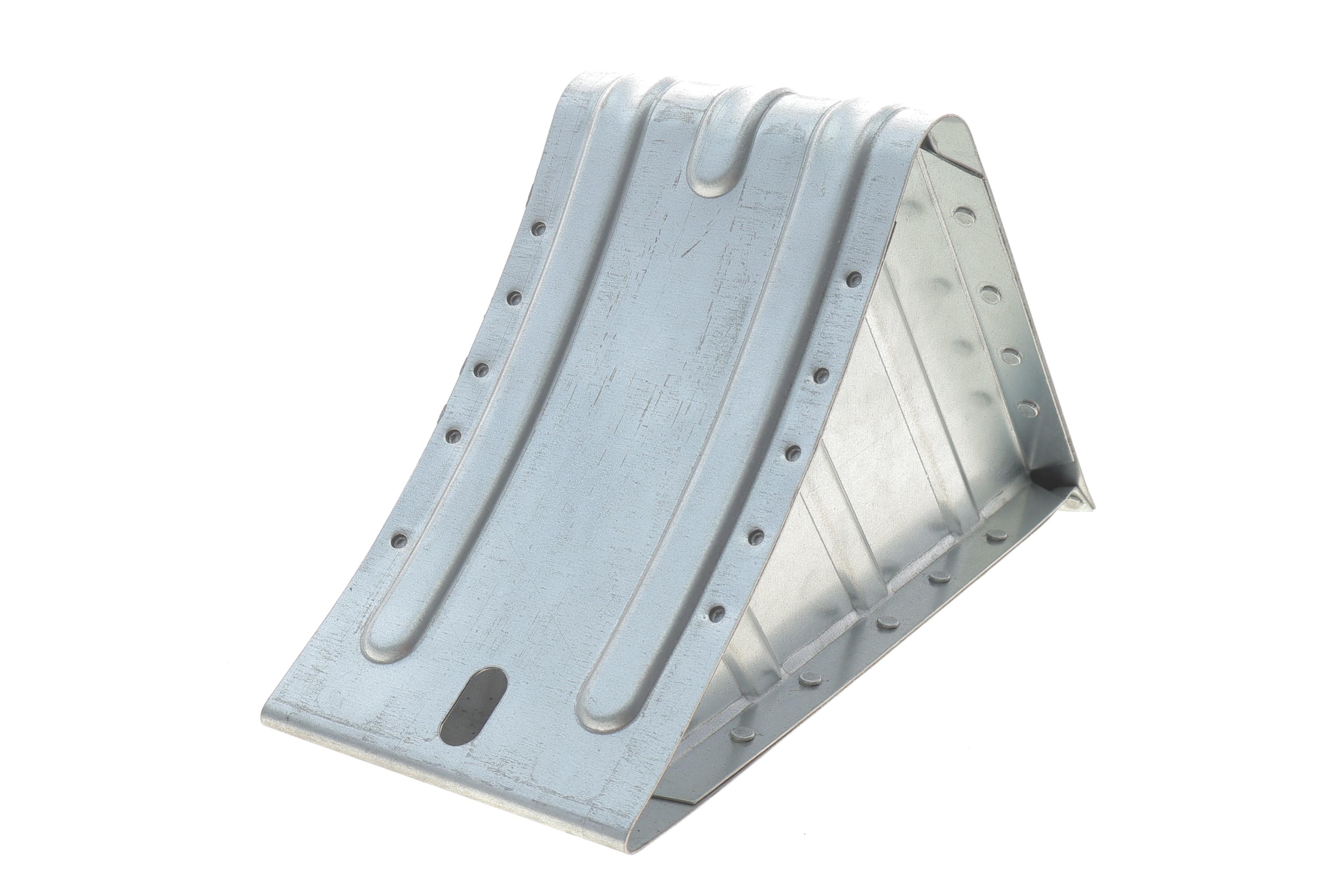 Клин під колесо