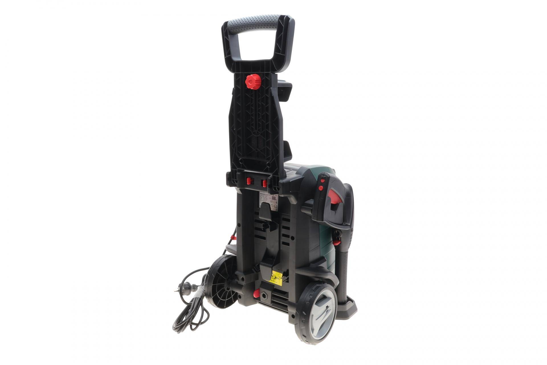 Мийка високого тиску UniversalAquatak 135 (135 Бар/450 л/ч/1900W)