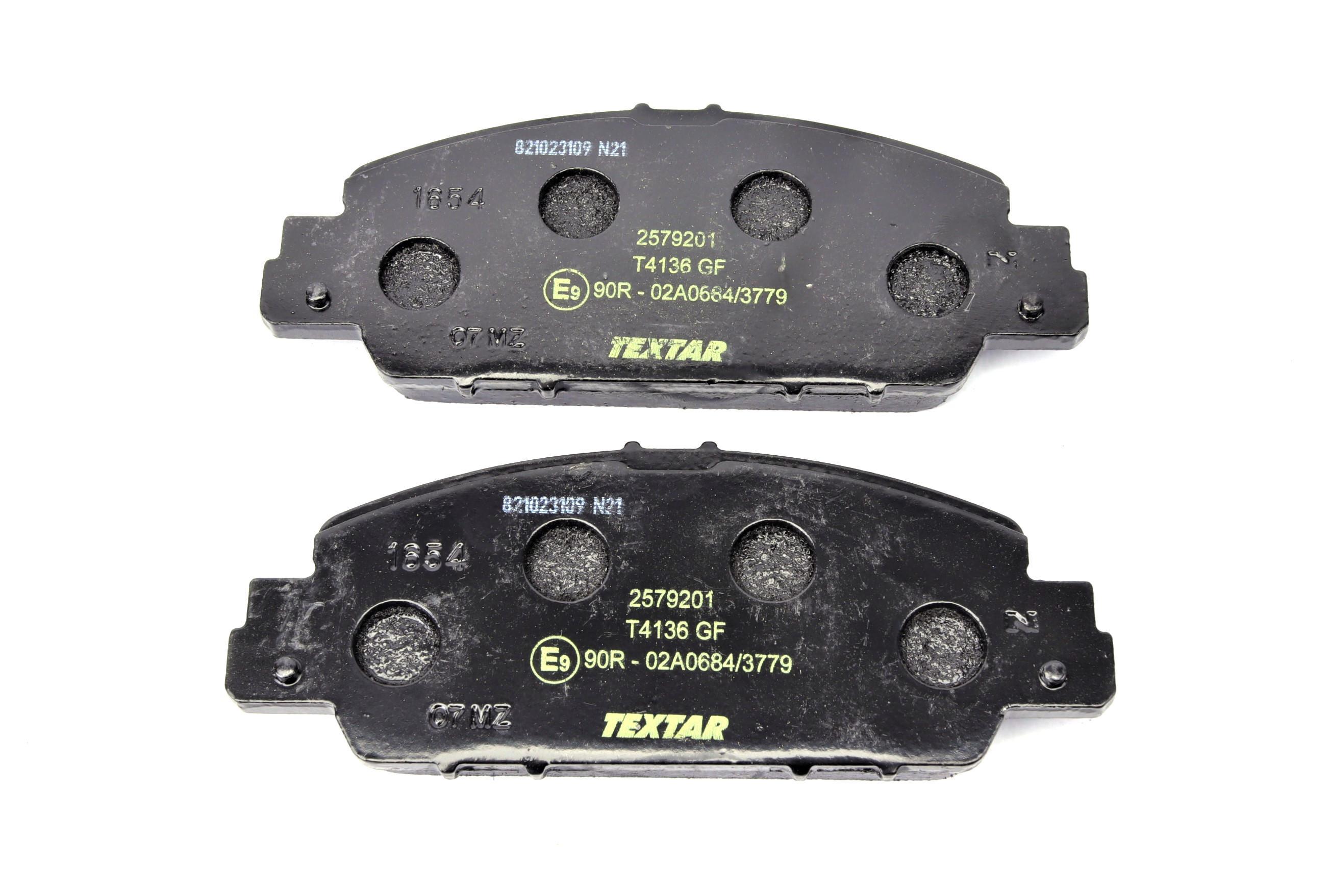 Колодки гальмівні (передні) Honda Accord IX/X 12-/HR-V 15- (Akebono)