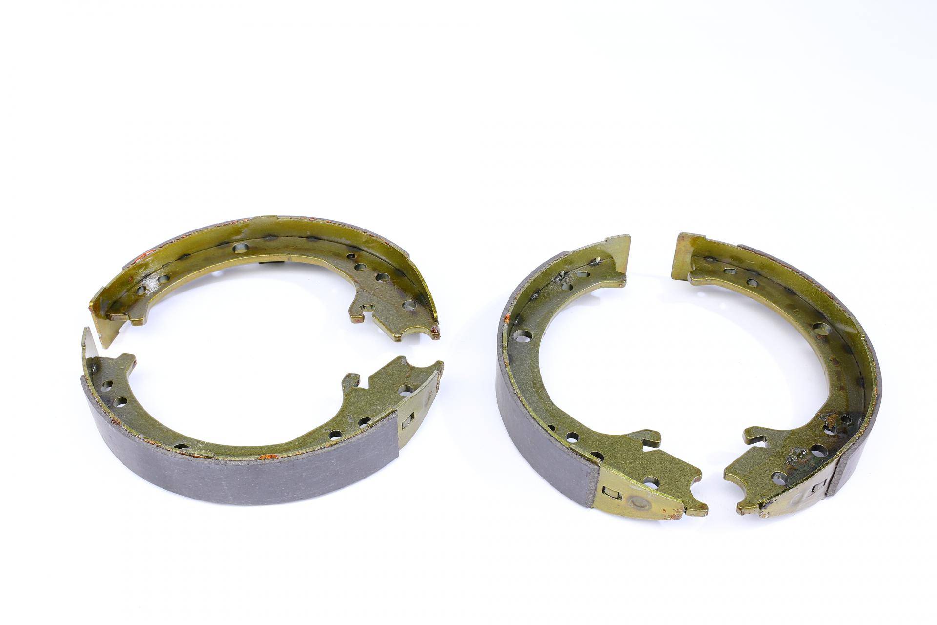 Колодки ручника Honda CR-V II/III 01- (200x35)