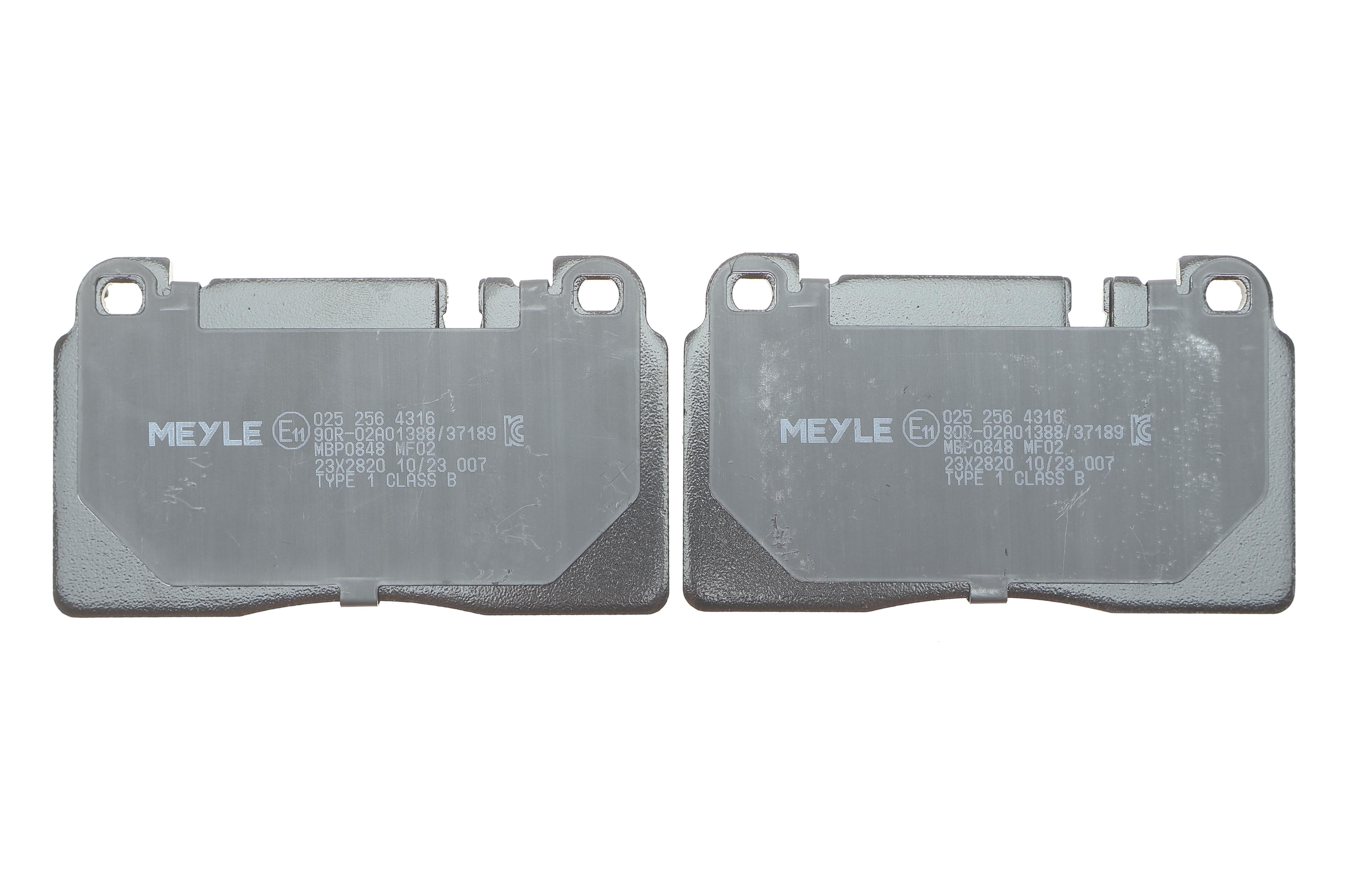 Колодки гальмівні (передні) Audi Q5 12- (Brembo)