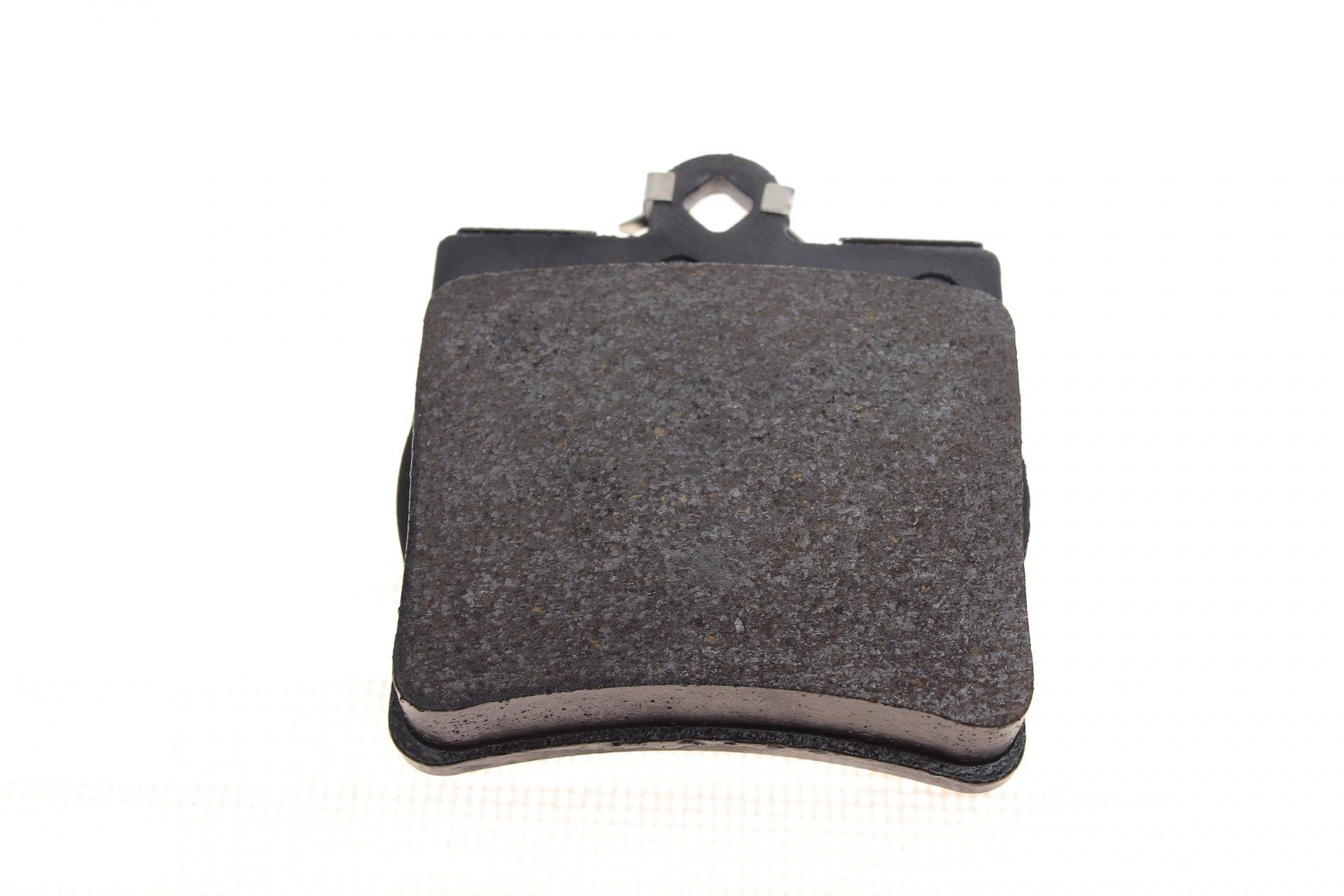 Колодки гальмівні (задні) MB (W202/203/208/210) 93-11/ Crysler Crossfire 3.2 03-08