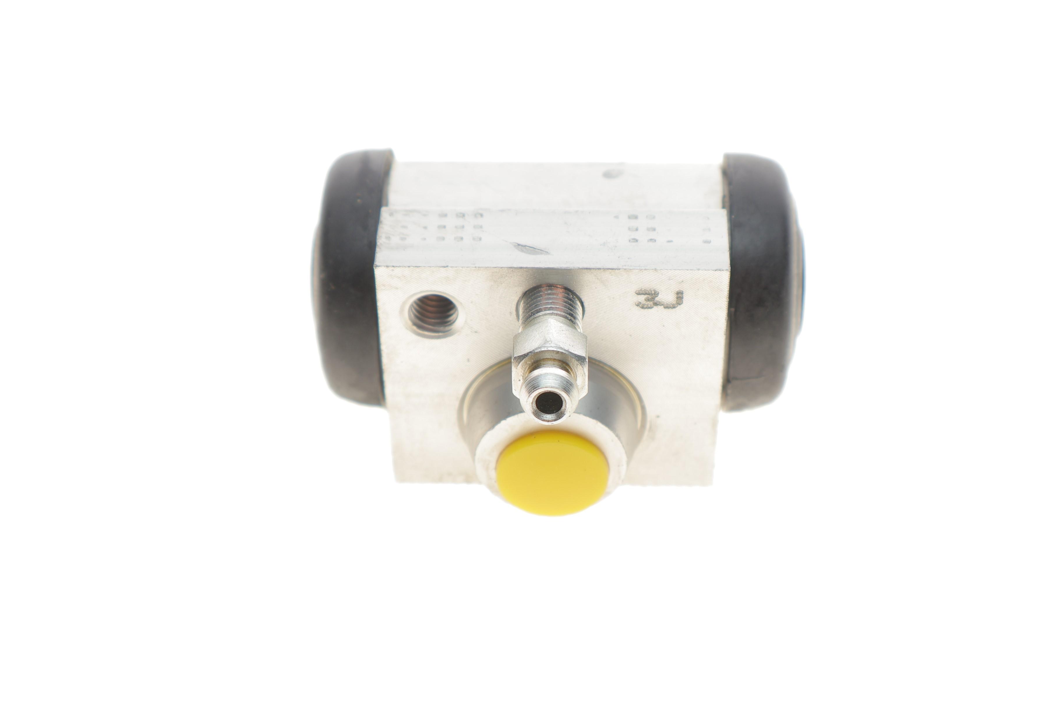 Циліндр гальмівний (задній) Citroen C3/C4 Cactus 16-/C-Elysse/Peugeot 208/301 12-/Opel Corsa F 19-