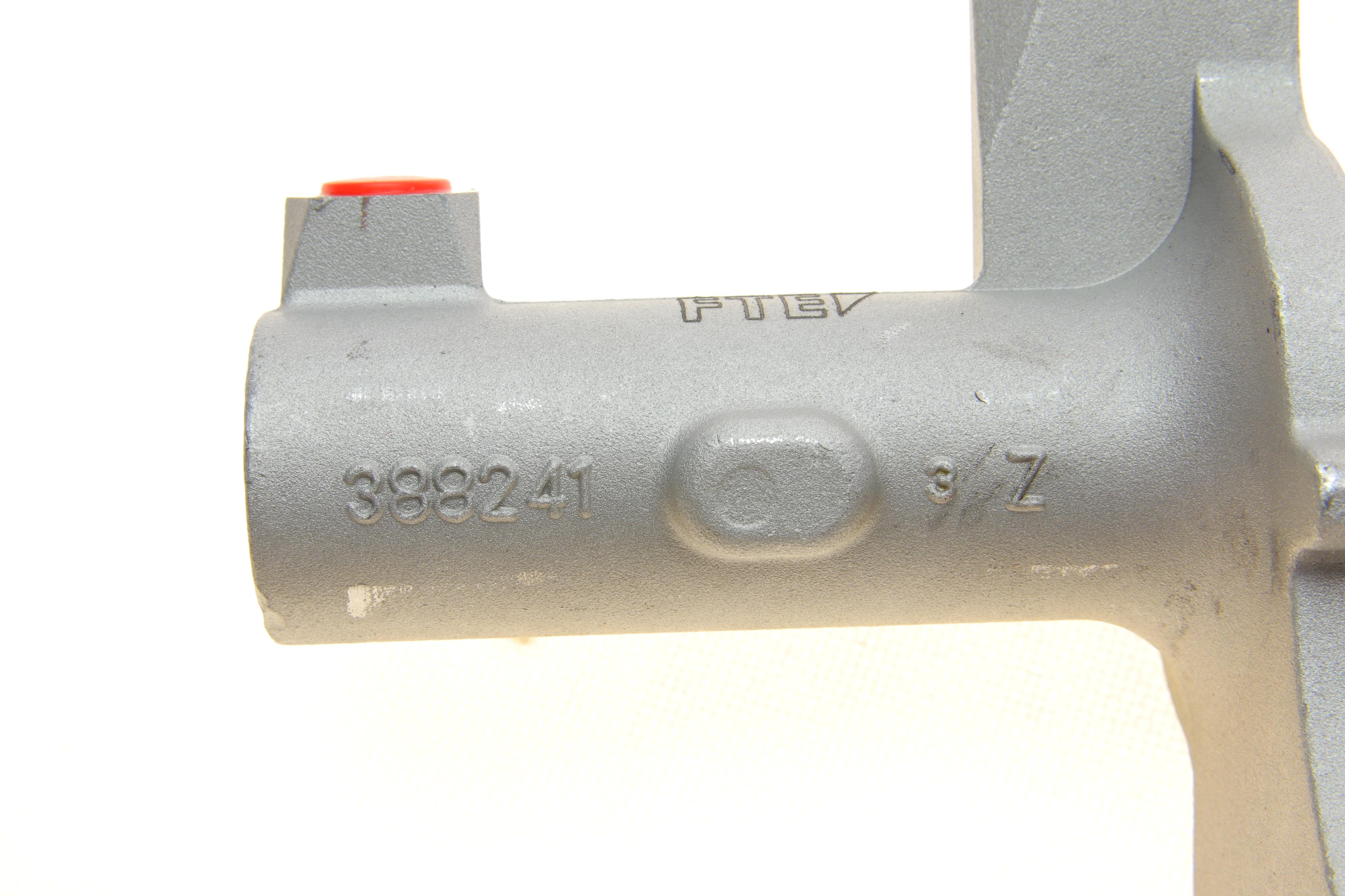 Циліндр гальмівний (головний) MB Sprinter/VW LT 96- (d=23.81mm)(M12x1)