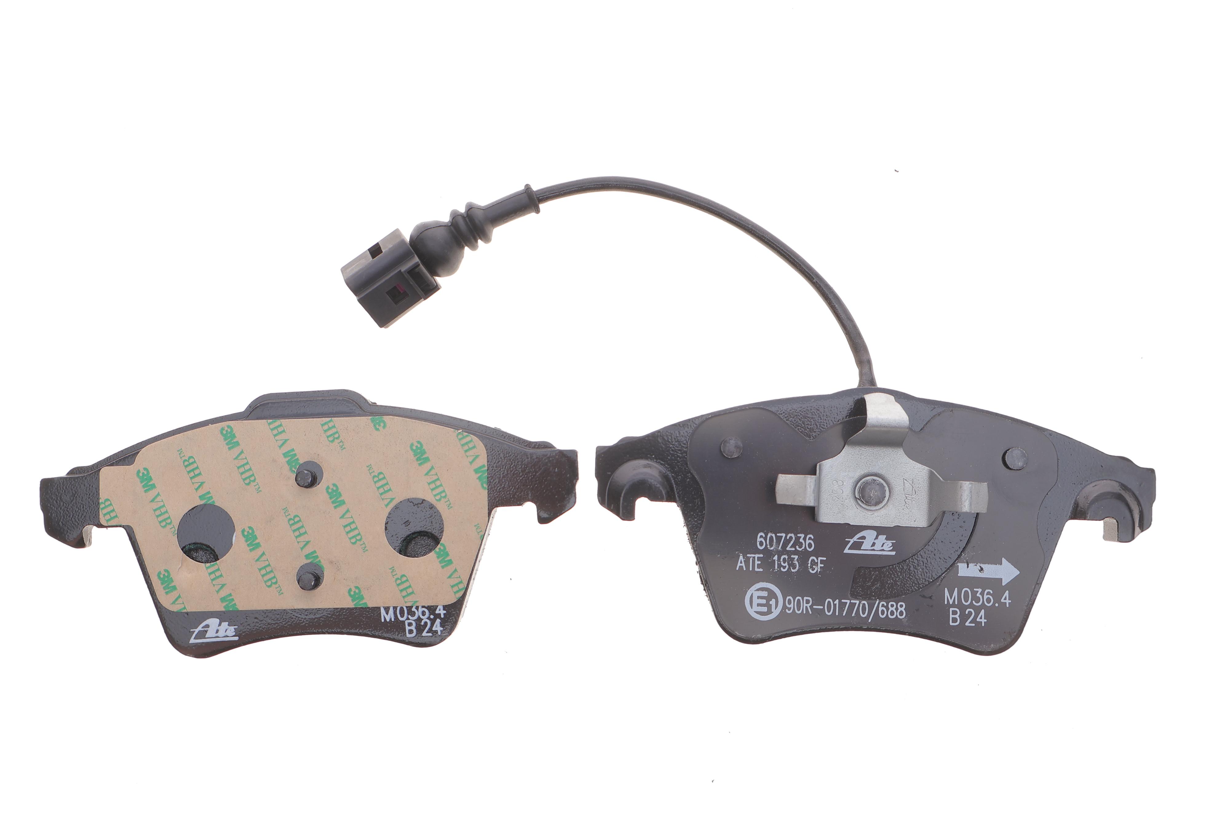 Колодки гальмівні (передні) VW T4 92-03/T5 03-15/T6 15-/Multivan T5/T6 03- (+датчик)