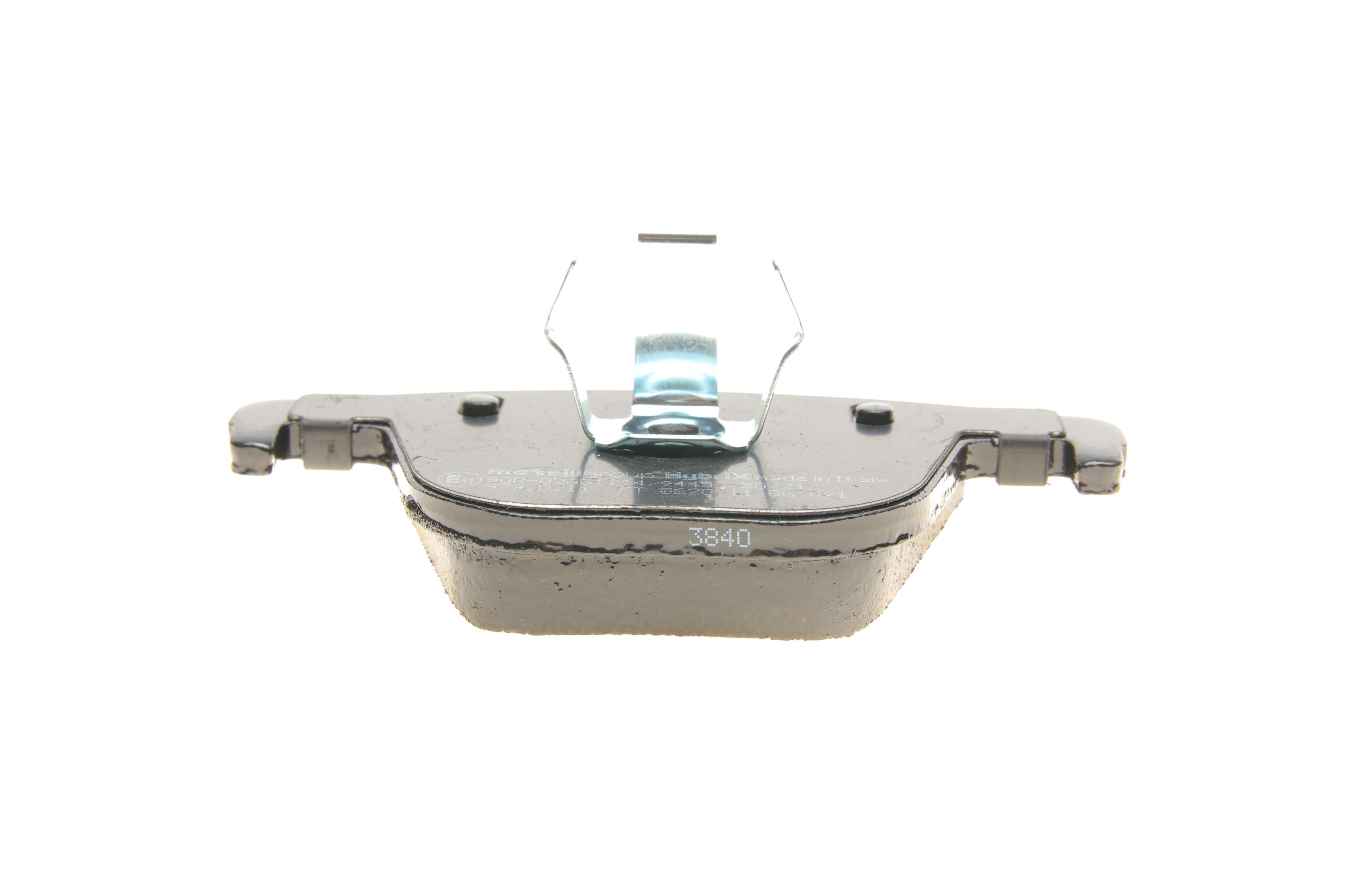 Колодки гальмівні (задні) BMW 3 (F30/F31/F34/F80)/4 (F32/F36/F82) 11-